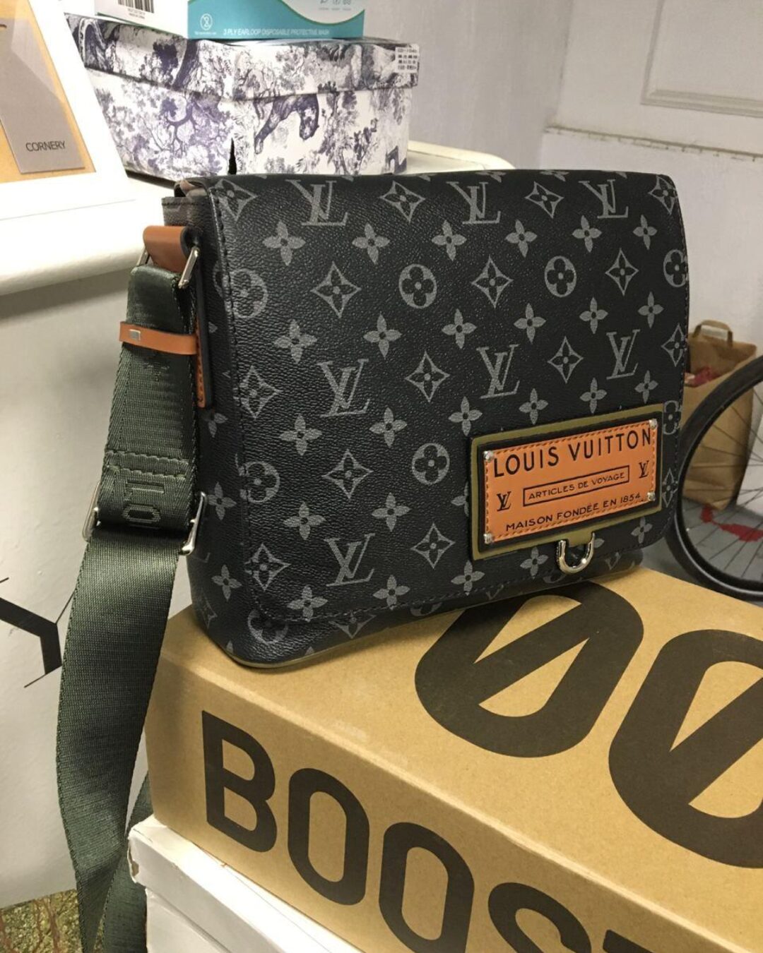 Сумка Louis Vuitton Damier Graphite