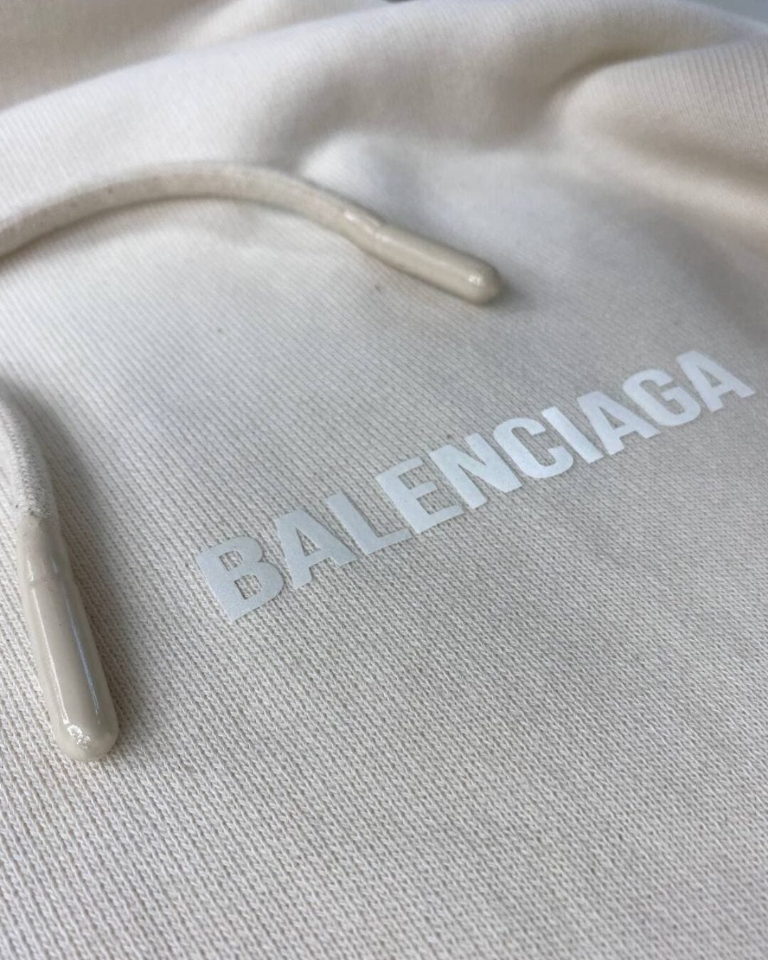 Худи Balenciaga — фото 7
