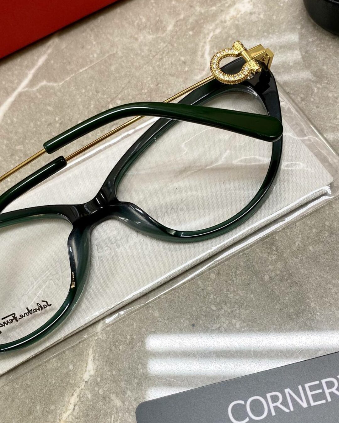 Оправа Salvatore Ferragamo