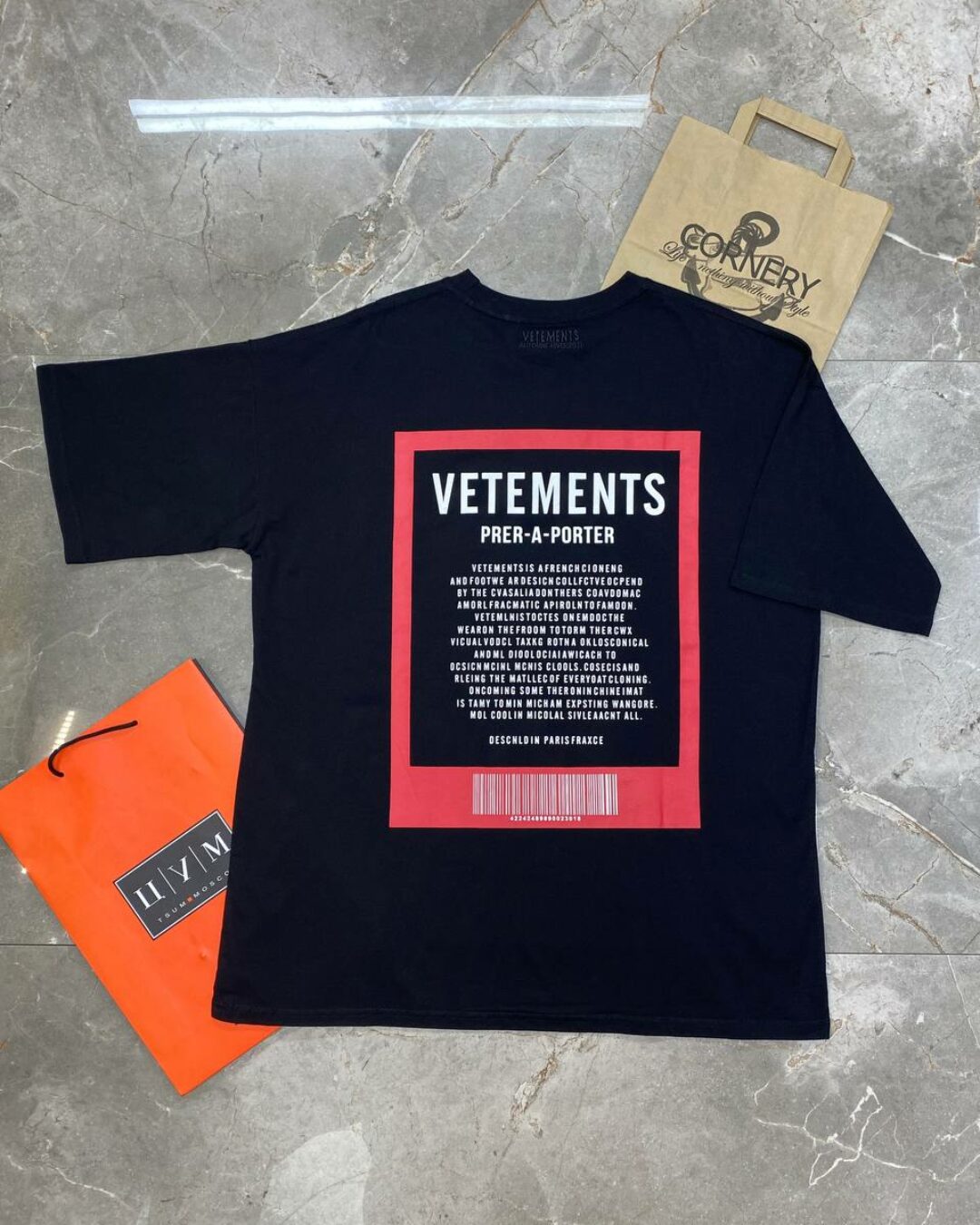 Футболка Vetements