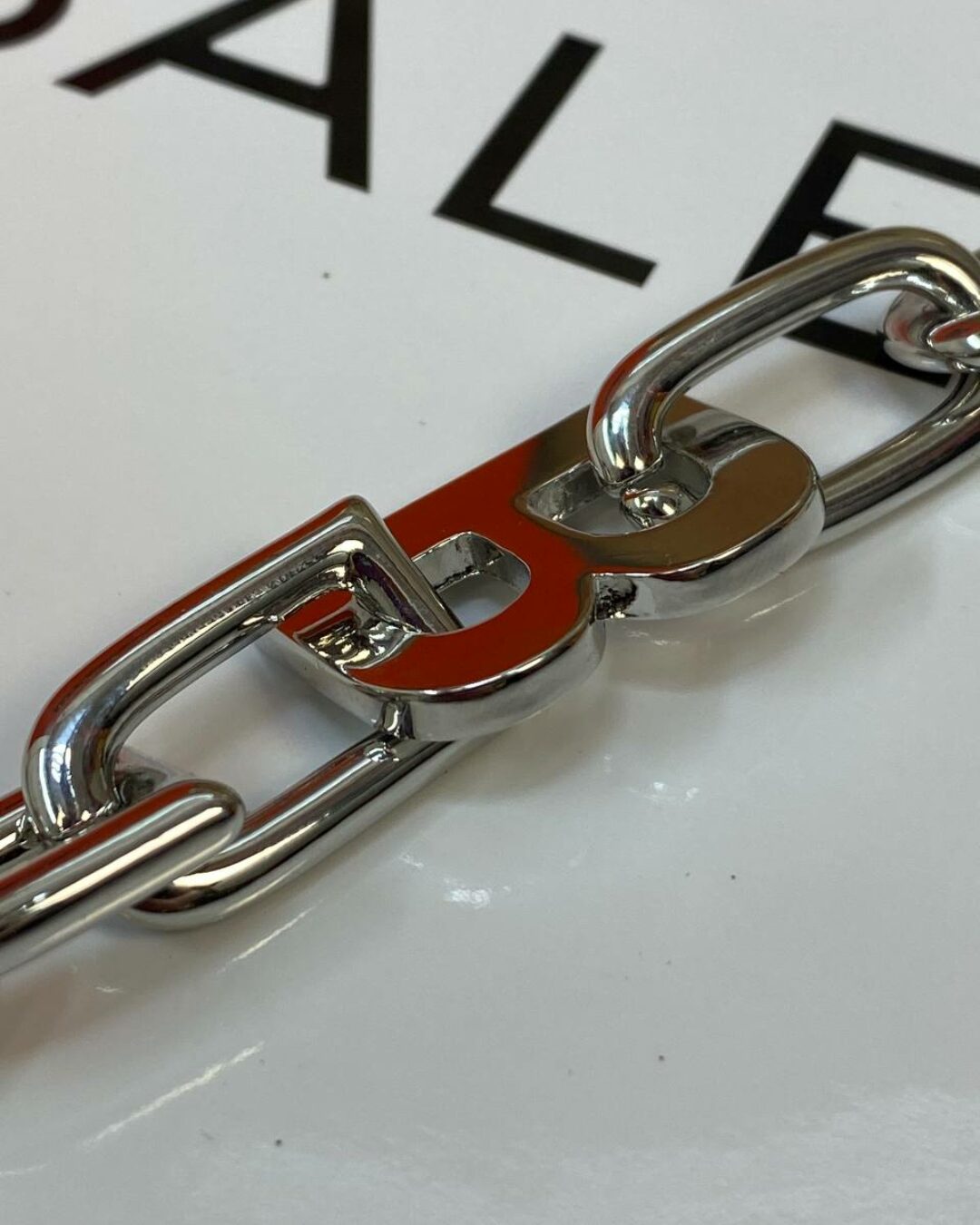 Цепочка Balenciaga