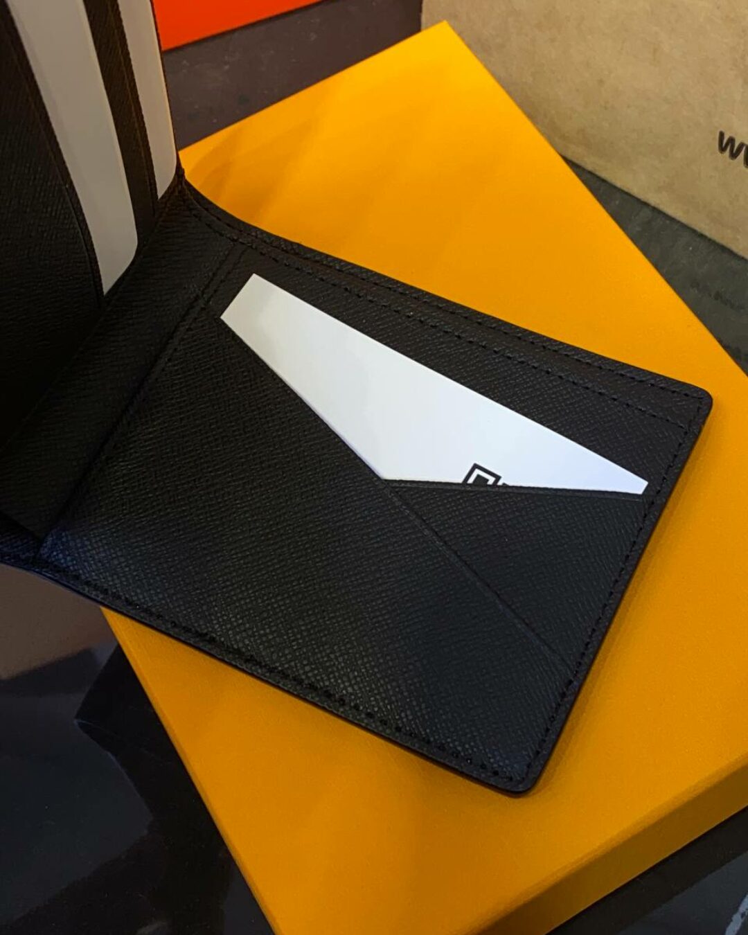 Кошелёк Louis Vuitton