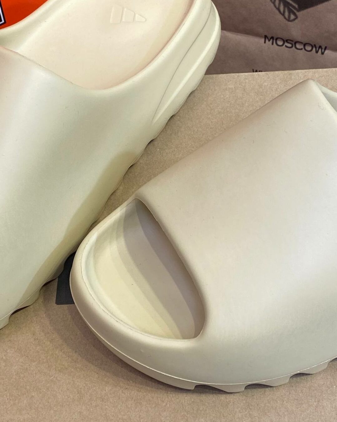 Yeezy Slide Desert Sage