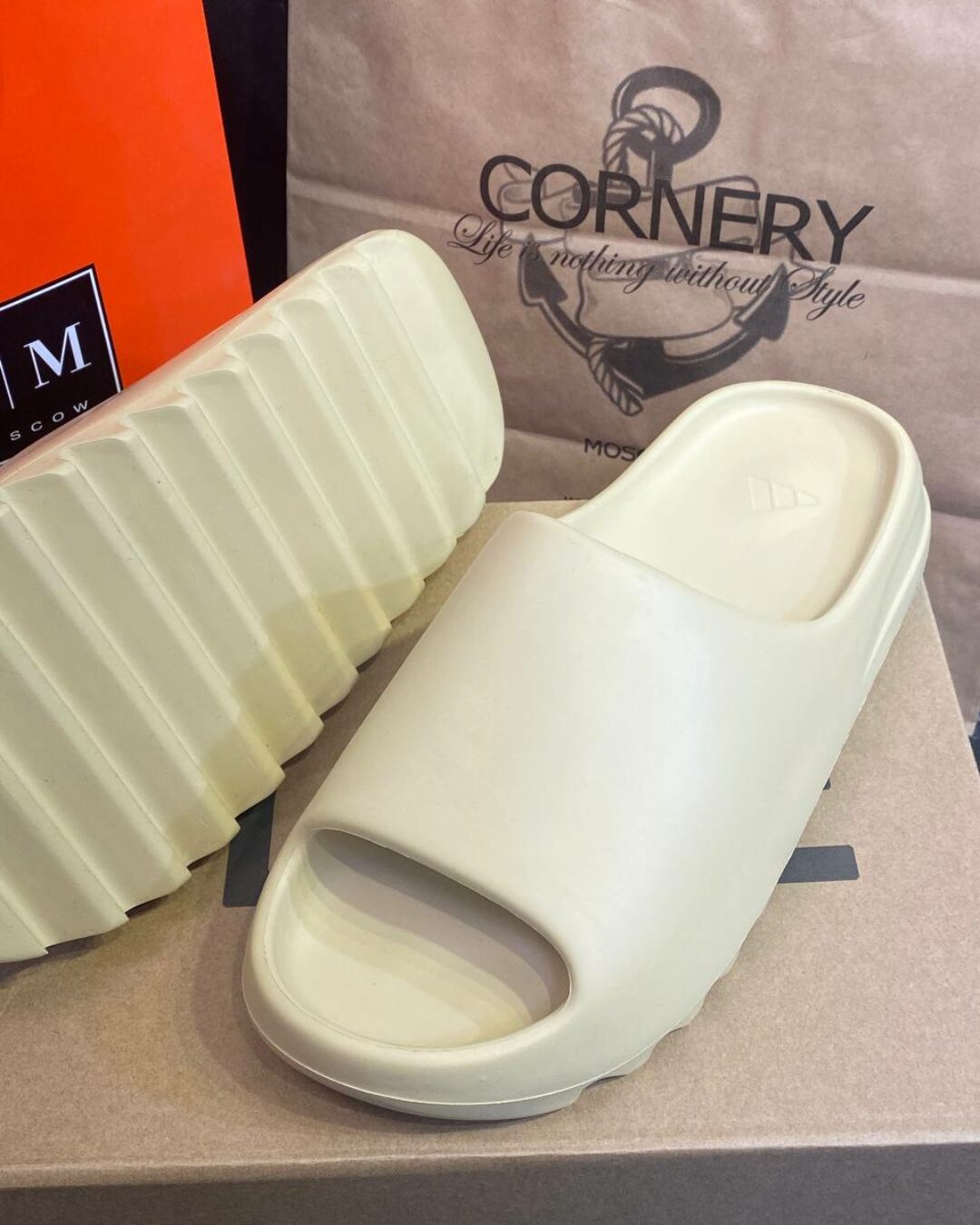 Yeezy Slide Desert Sage
