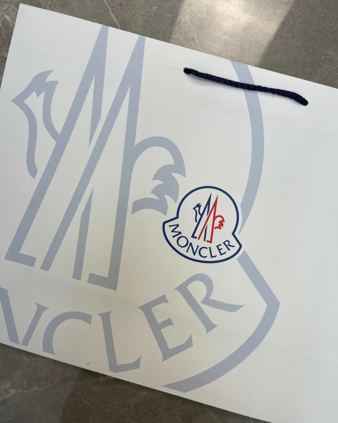 Пакет Moncler