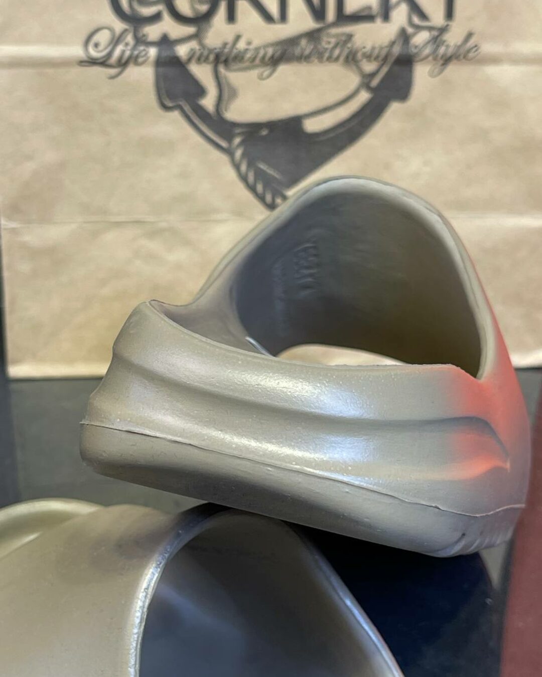 Yeezy Slide "Сore"