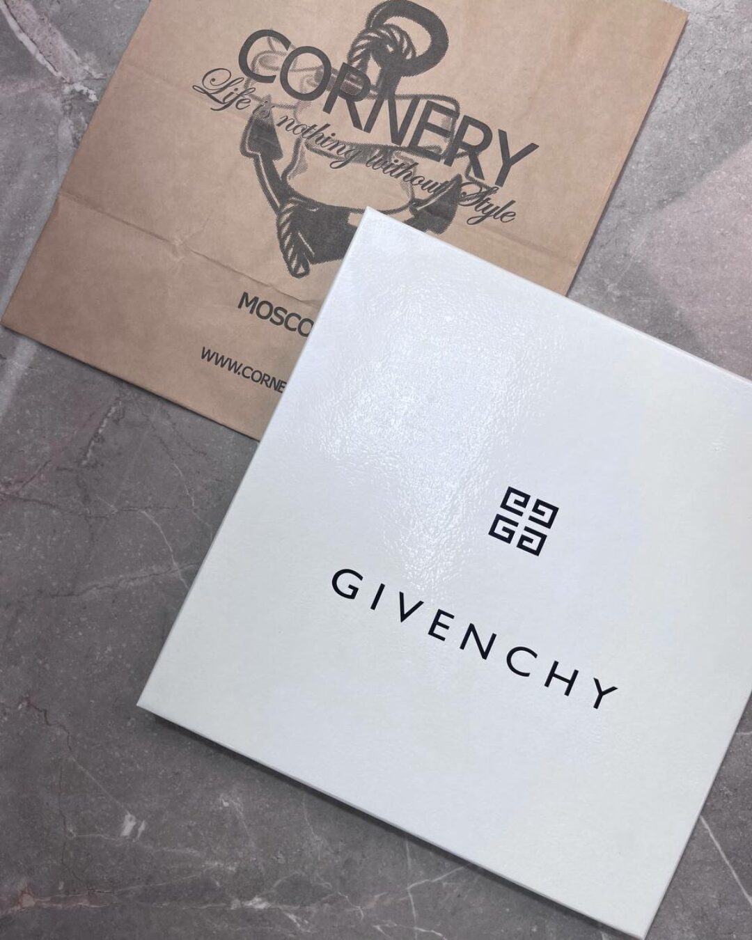 Коробка Givenchy