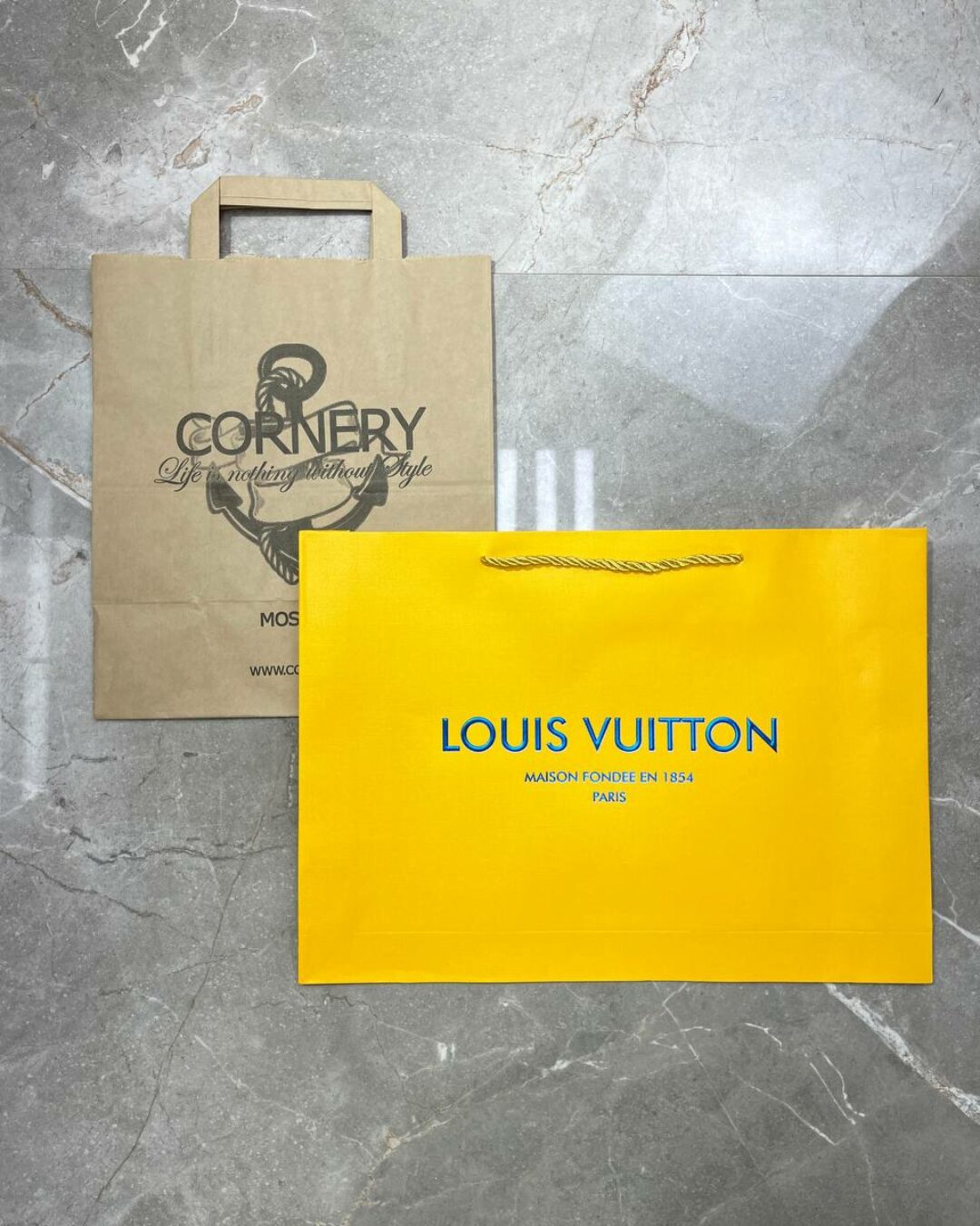 Пакет Louis Vuitton