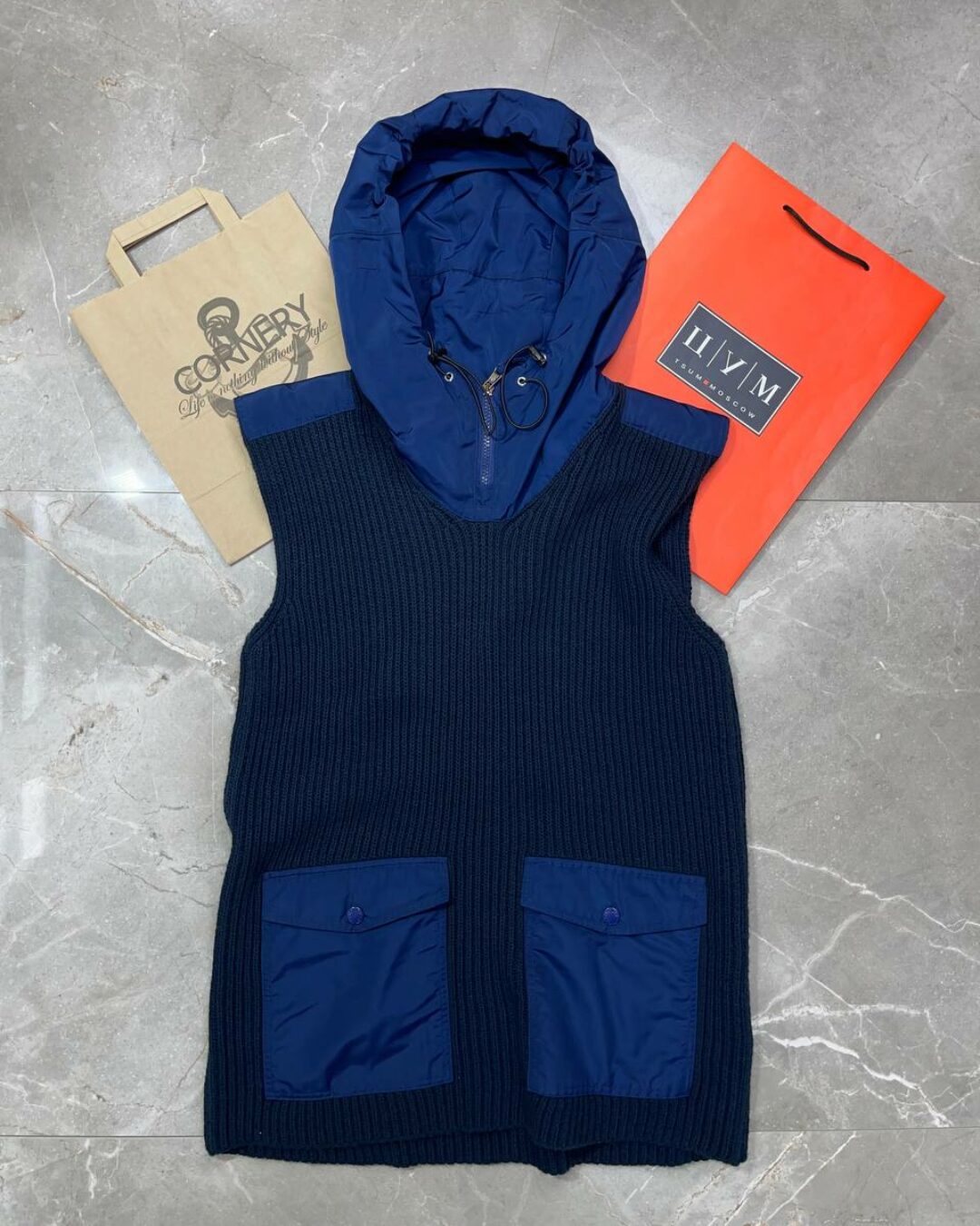 Жилет Moncler