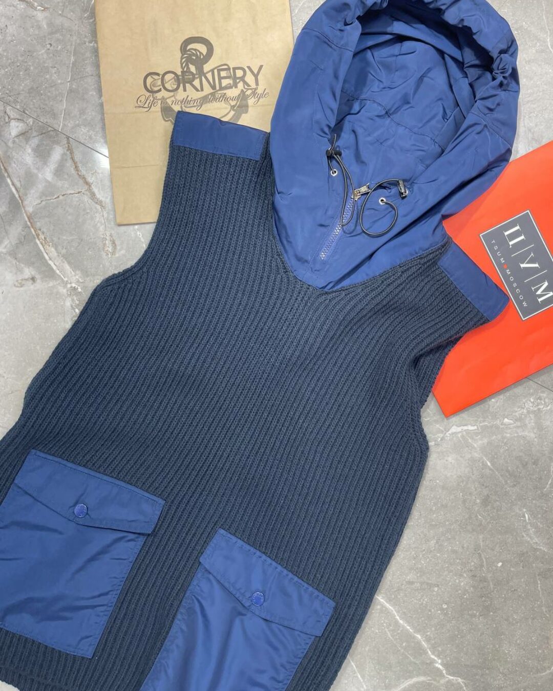Жилет Moncler