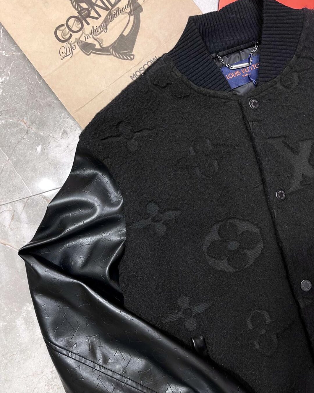 Бомбер Louis Vuitton