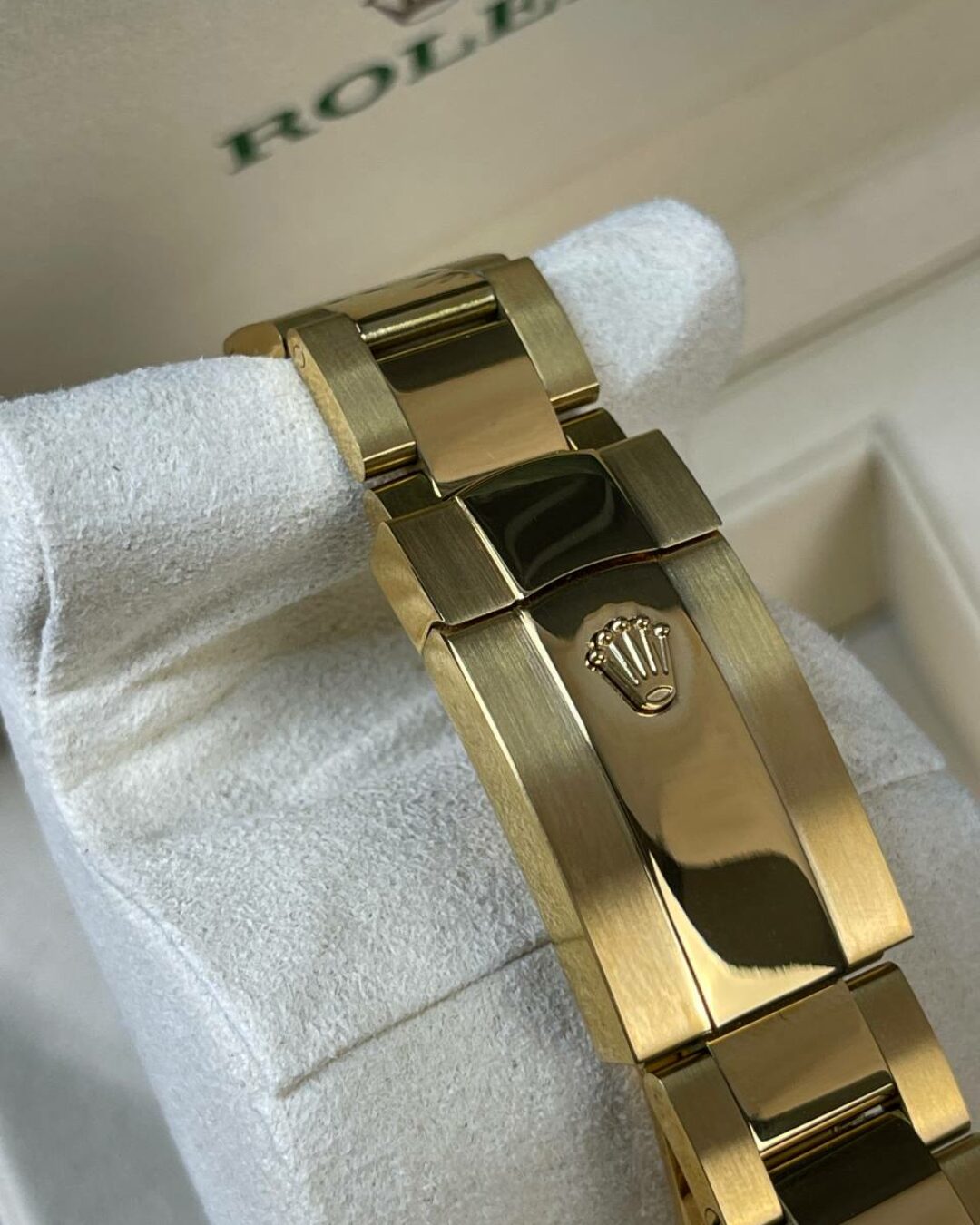 Часы Rolex Sky-Dweller