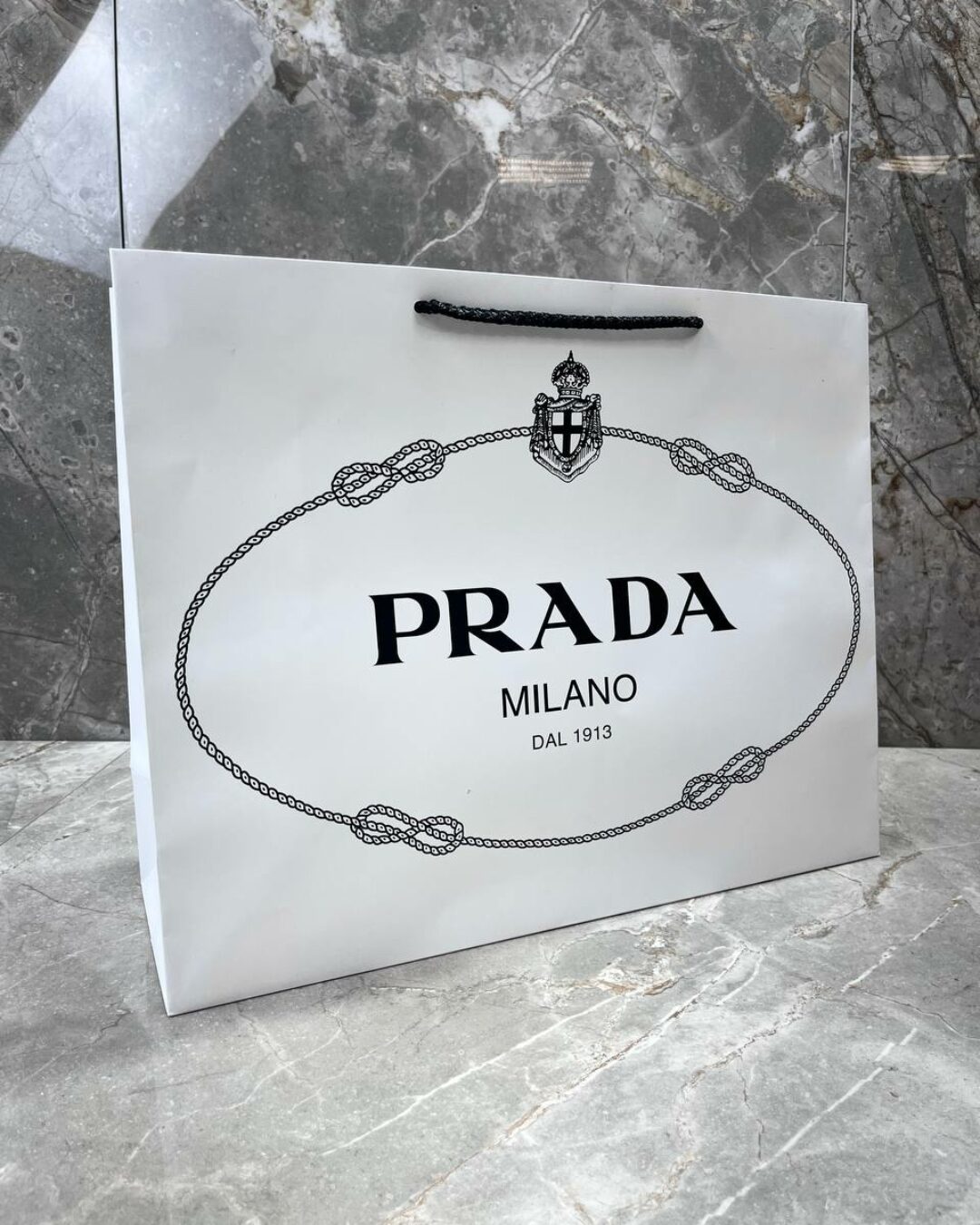 Пакет Prada