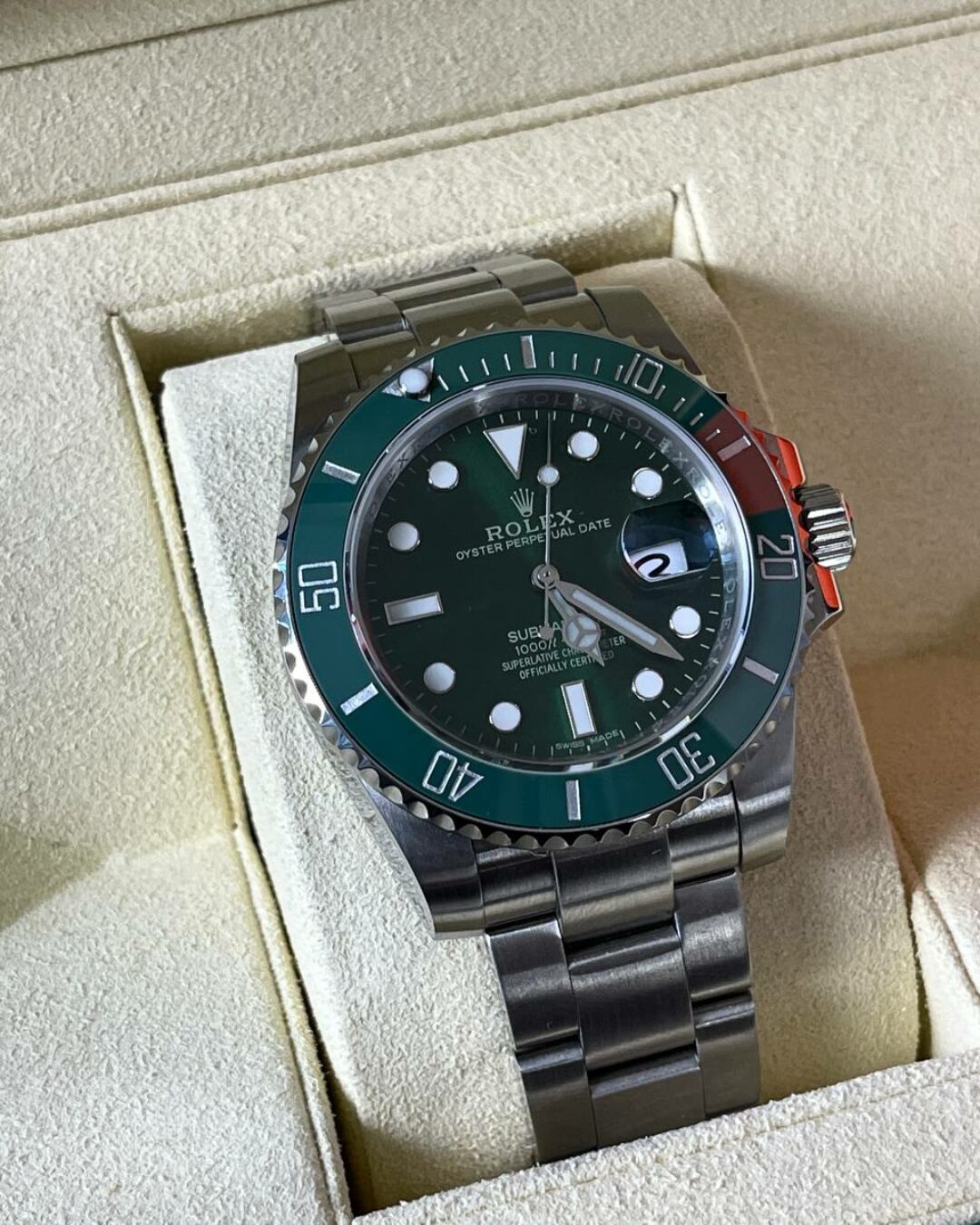 Часы Rolex Submariner Date Hulk