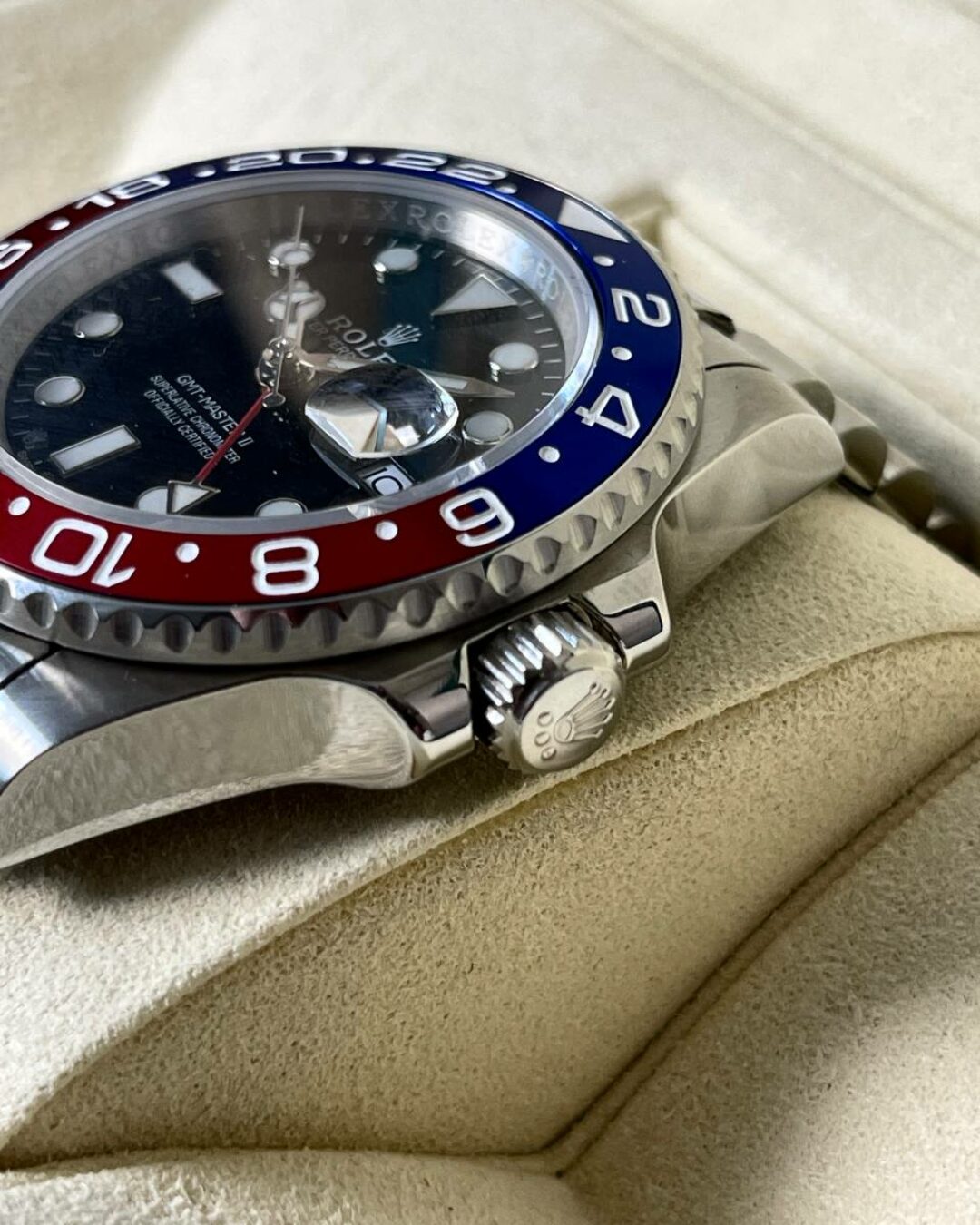 Часы Rolex Pepsi