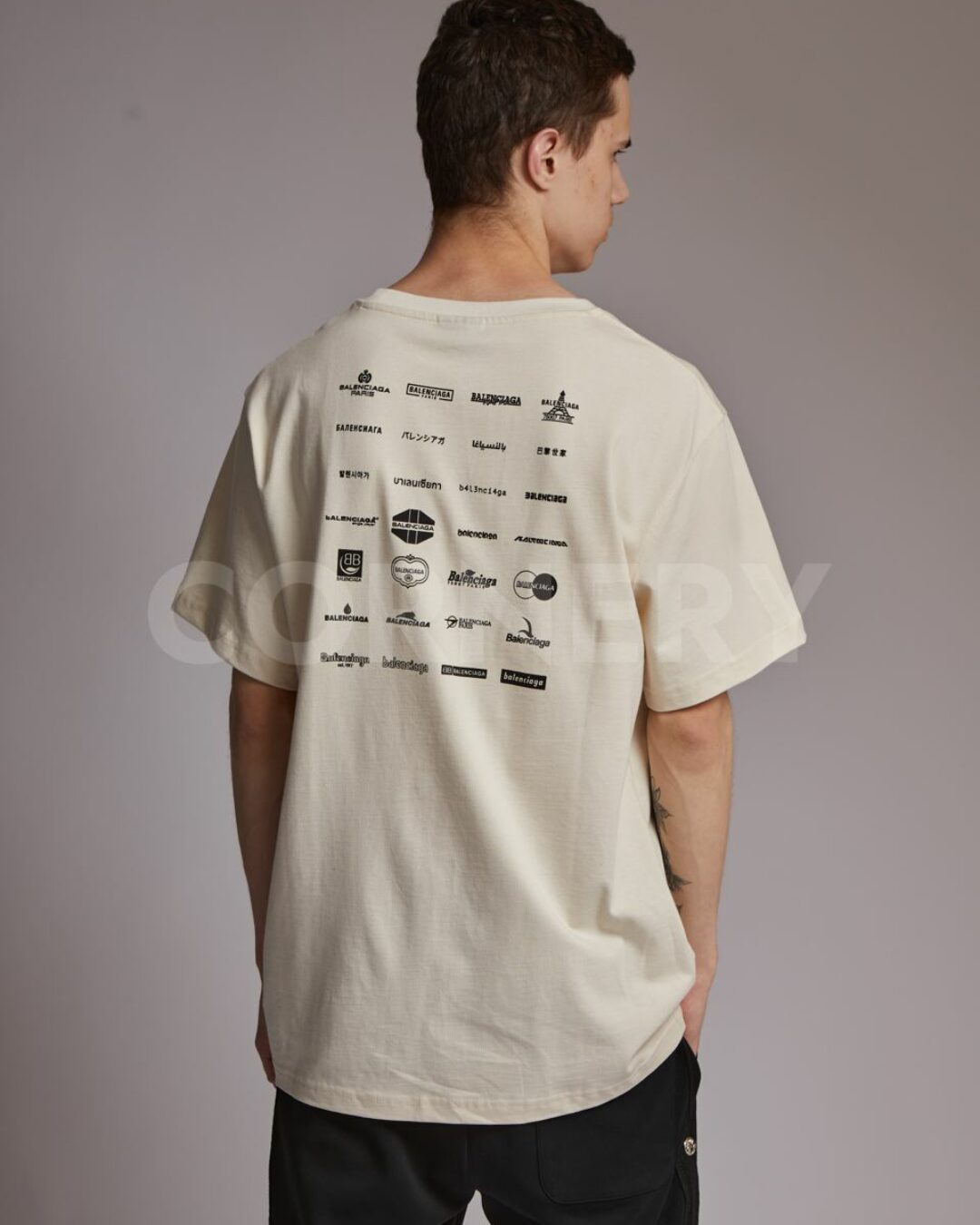 Футболка Balenciaga