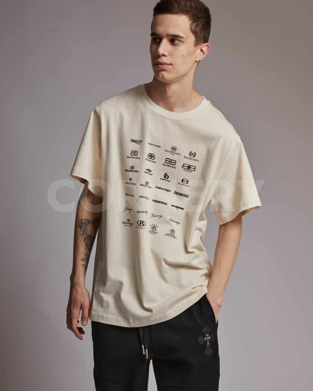 Футболка Balenciaga