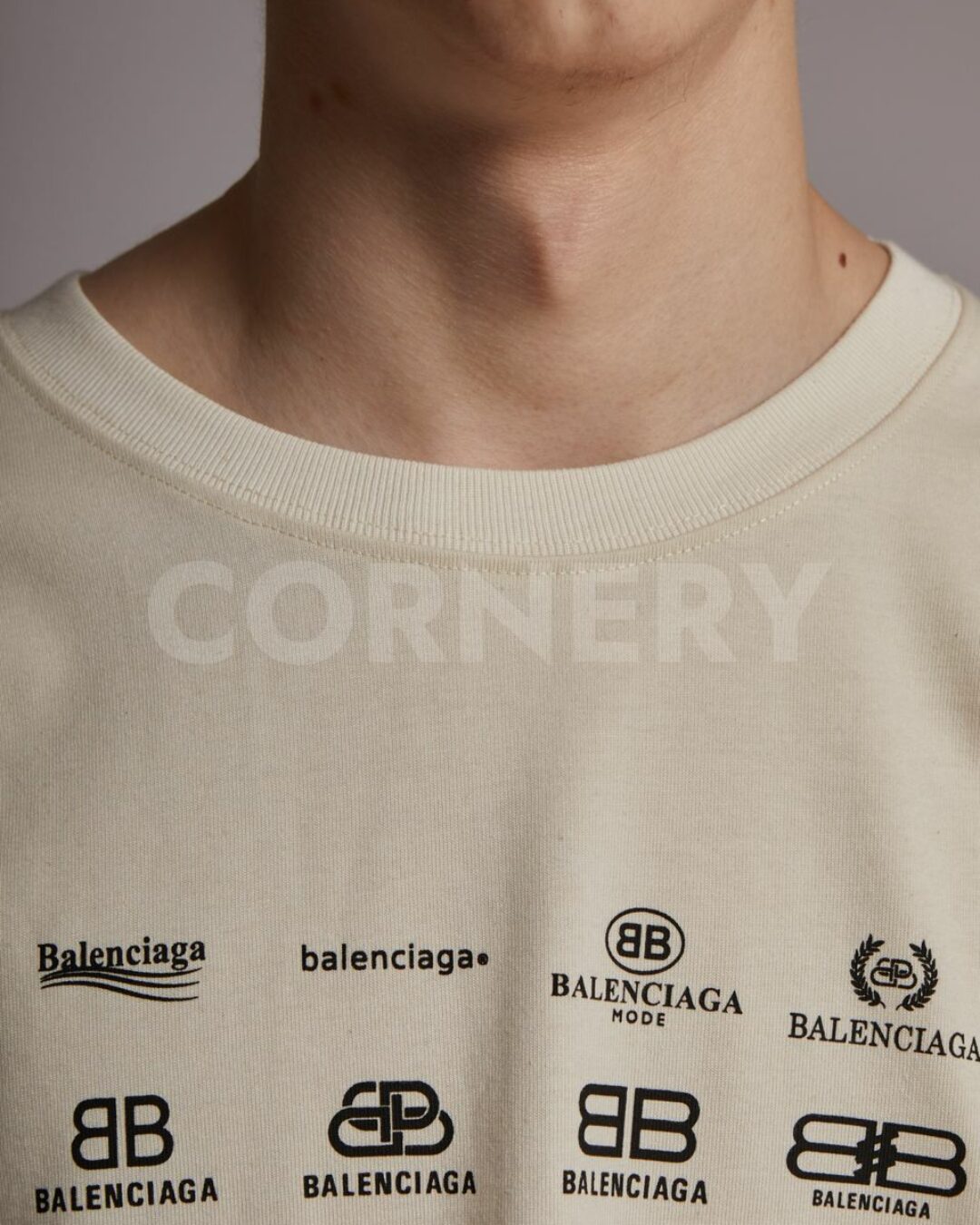 Футболка Balenciaga