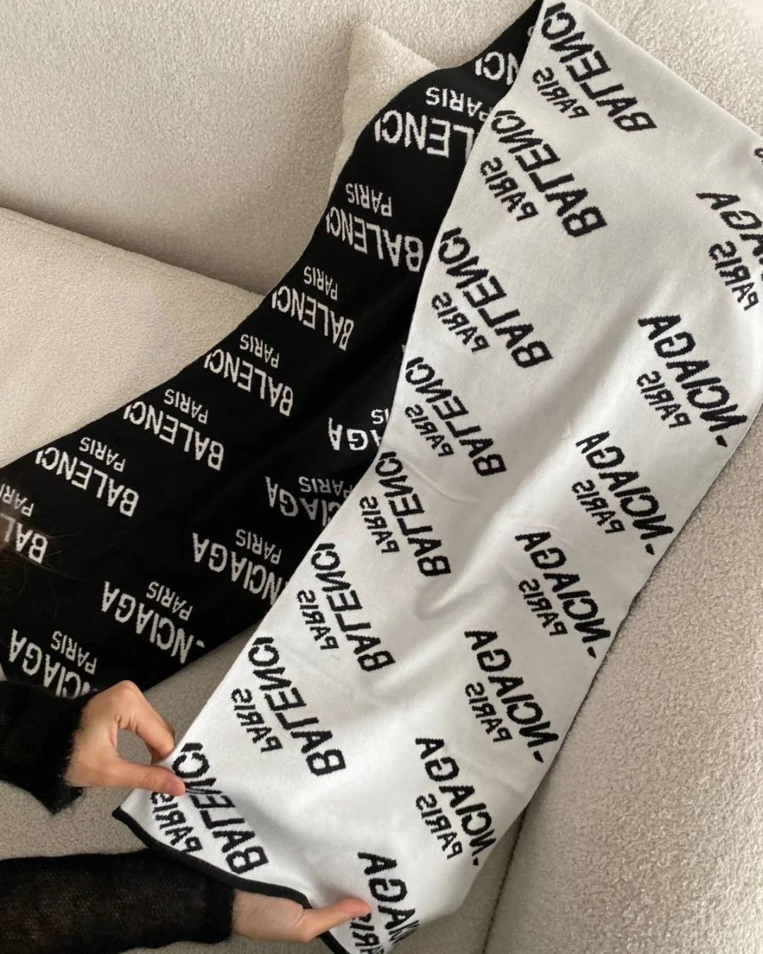 Шарф Balenciaga