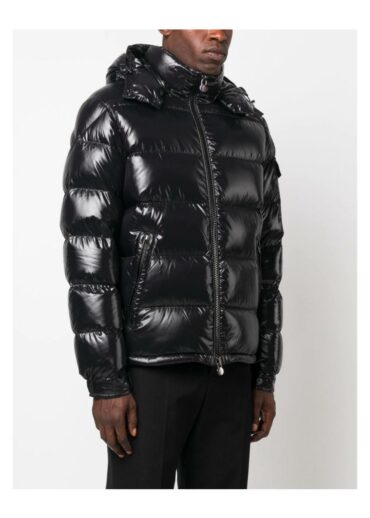 Пуховик Moncler