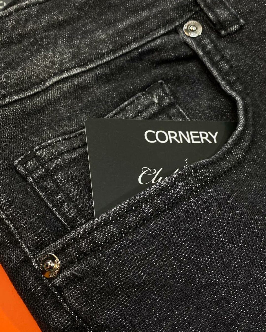Джинсы Burberry