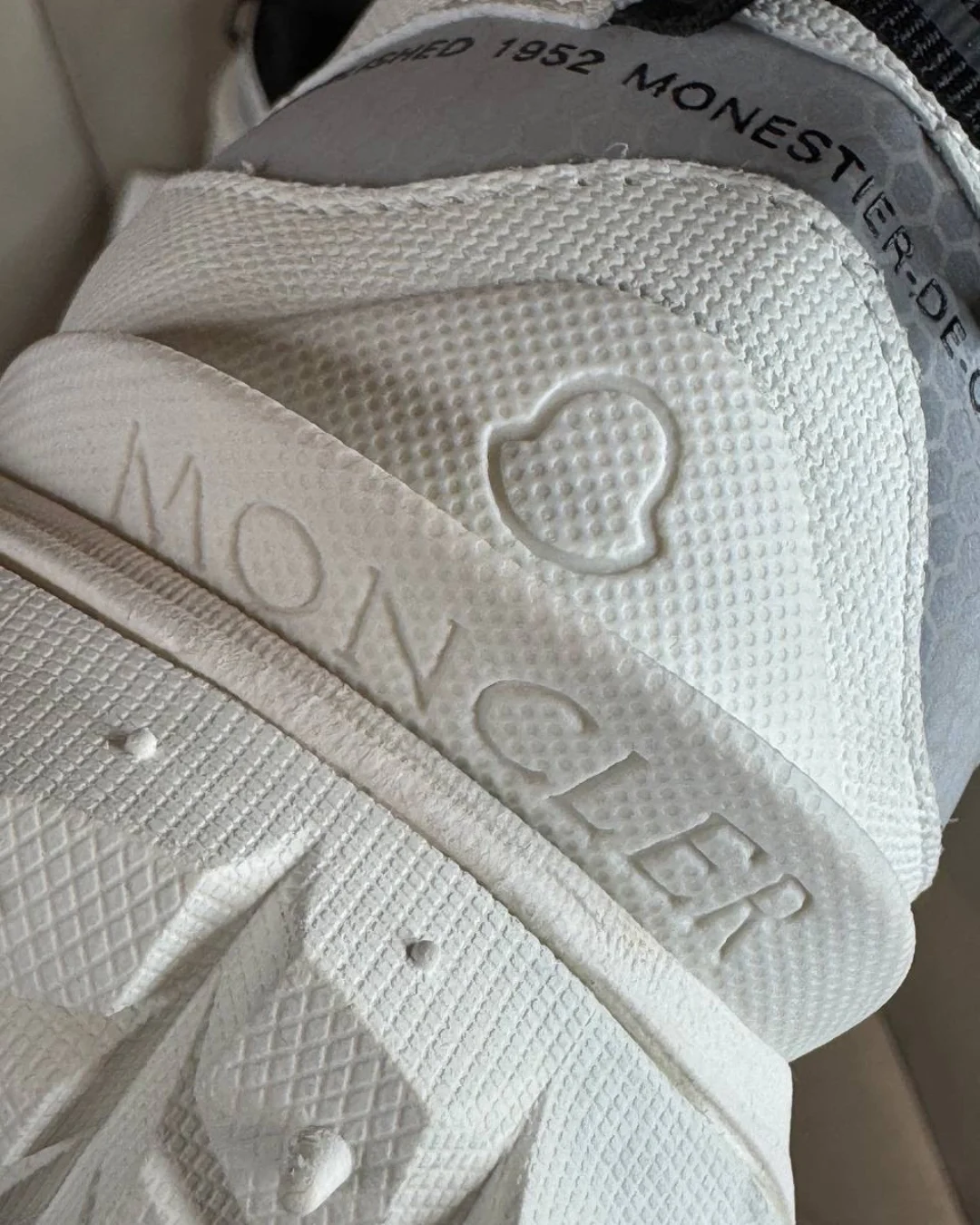 Кроссовки Moncler Trailgrip Gore-Tex — фото 6