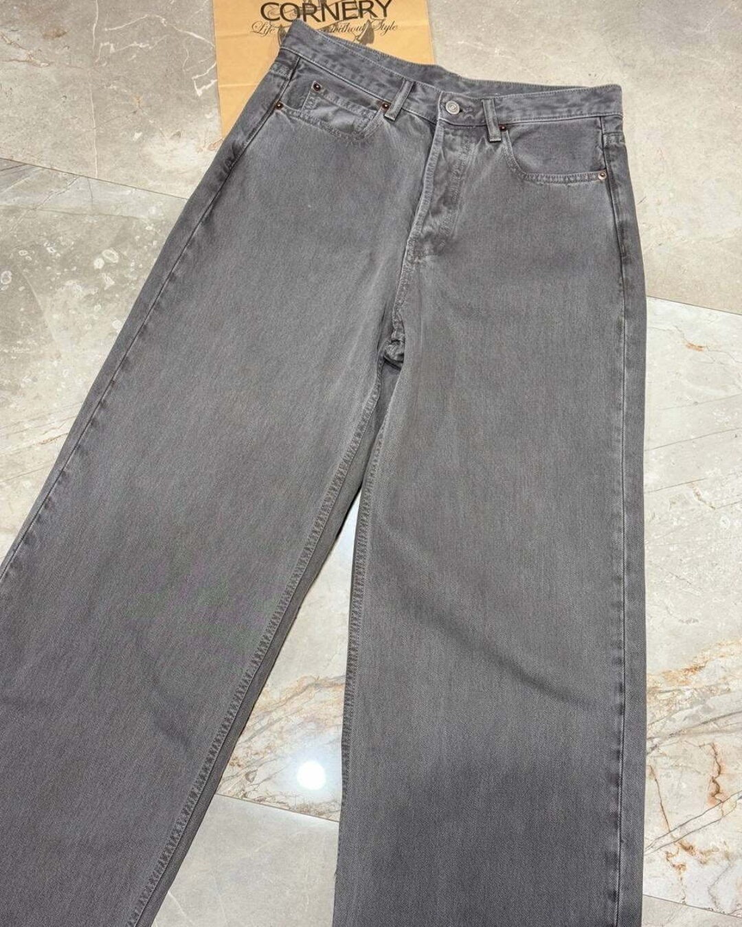 Джинсы Acne Studios — фото 4
