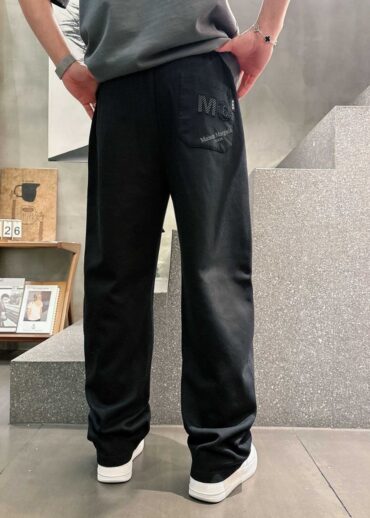 257fd6f1-c872-4438-b53f-d3a4d10a4b92