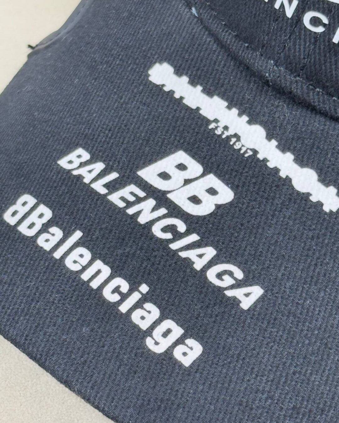 Кепка Balenciaga