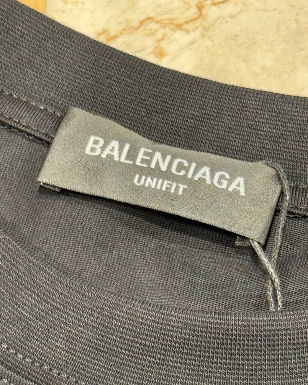 Футболка Balenciaga