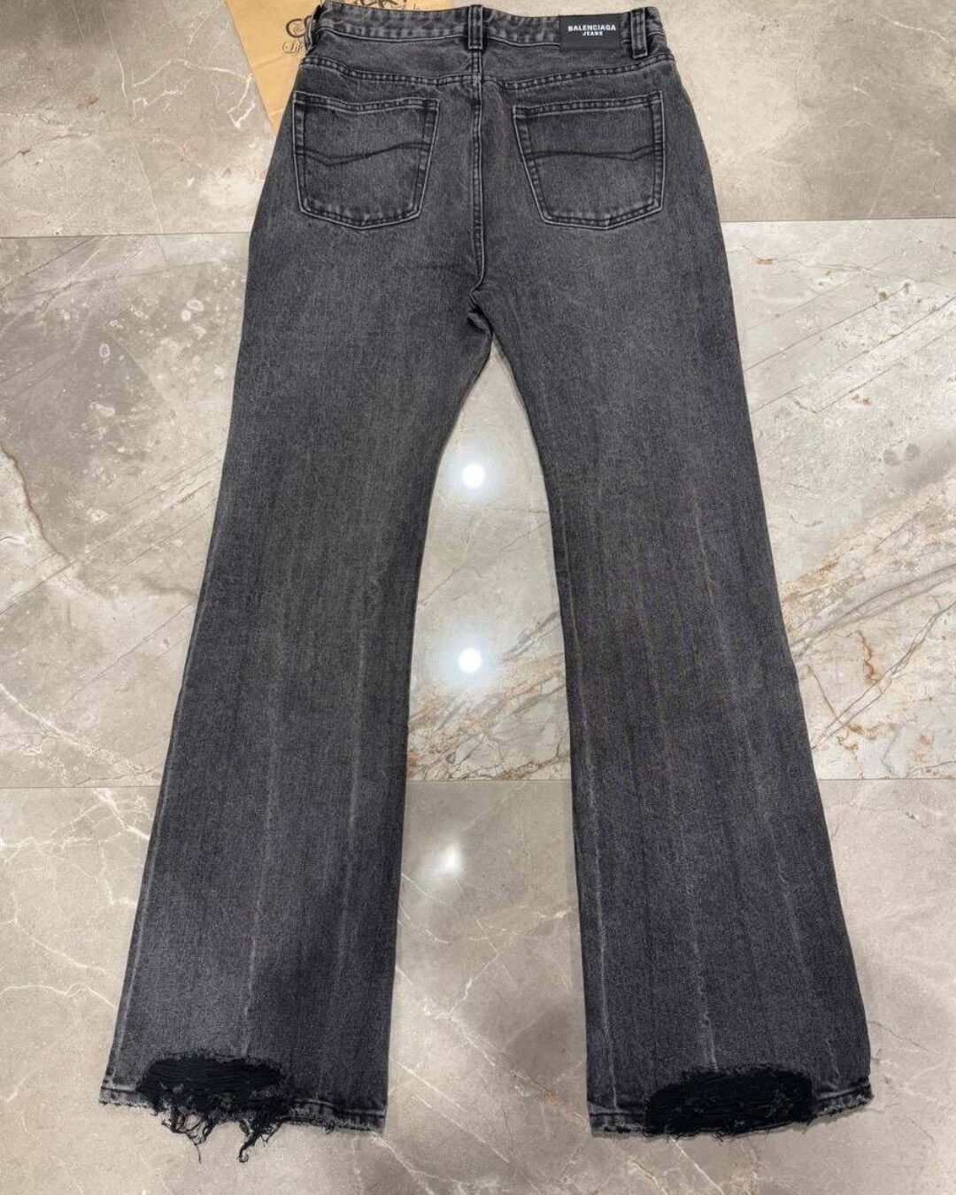 Джинсы Balenciaga