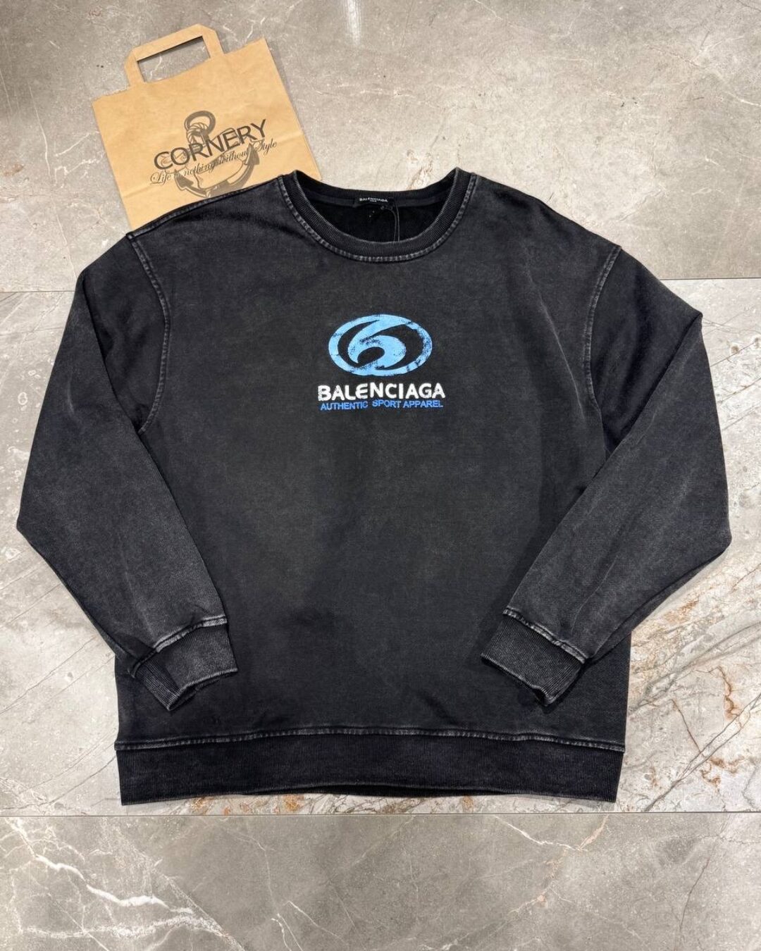 Кофта Balenciaga