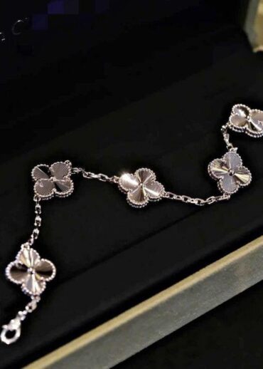 Браслет Van Cleef & Arpels Vintage Alhambra