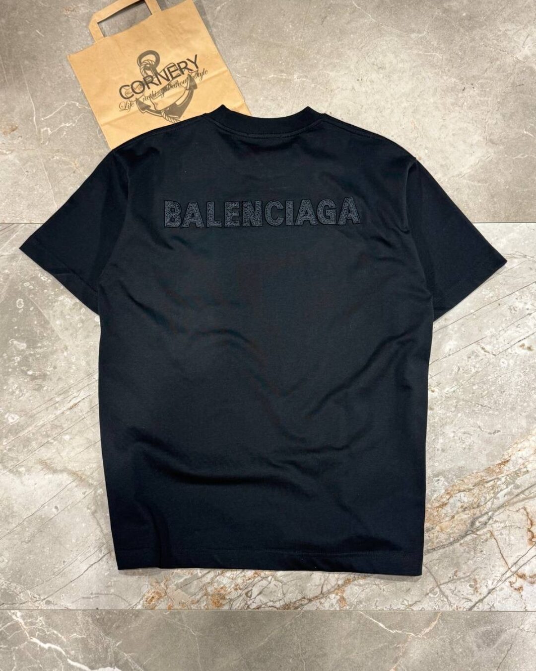 Футболка Balenciaga