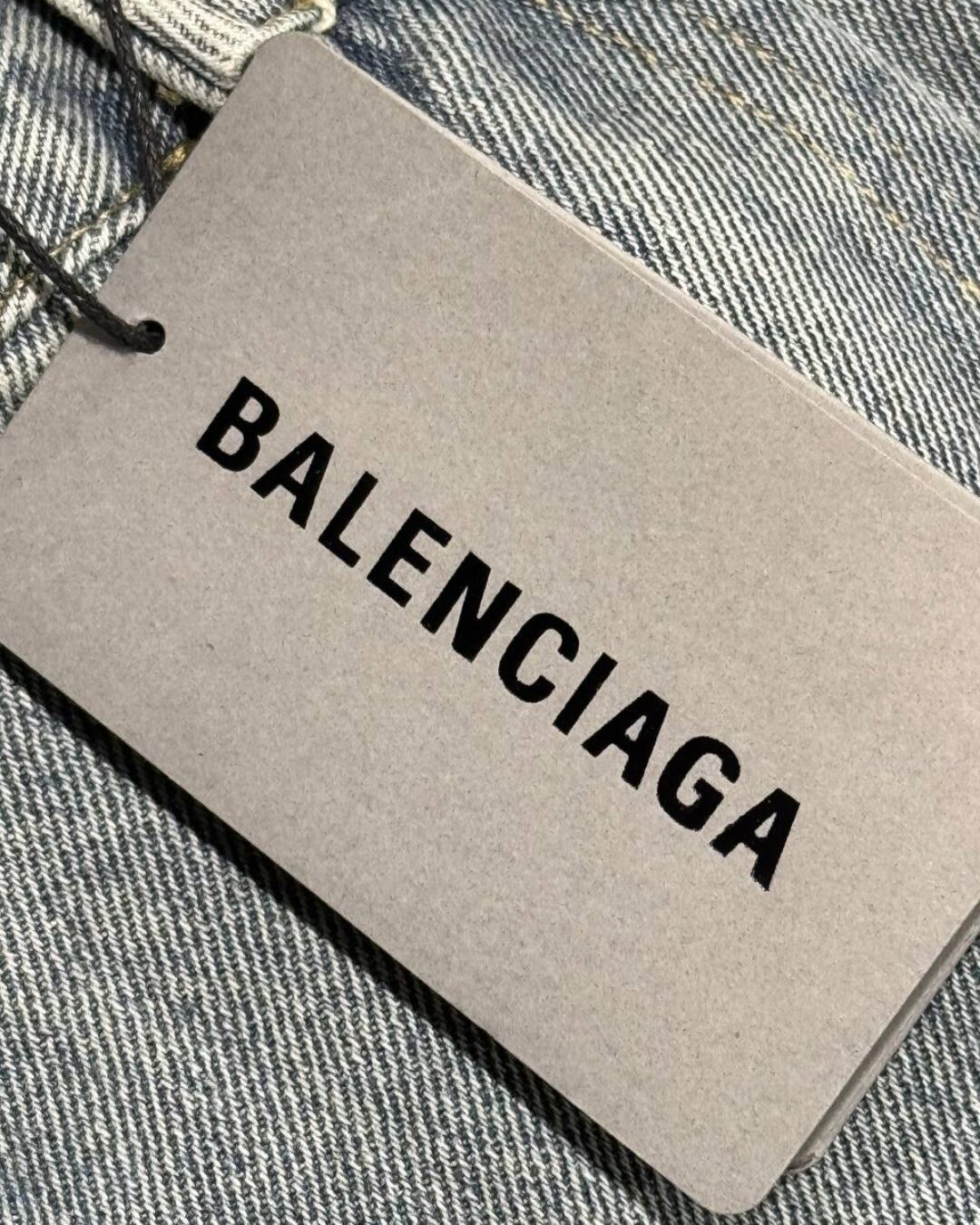 Джинсы Balenciaga