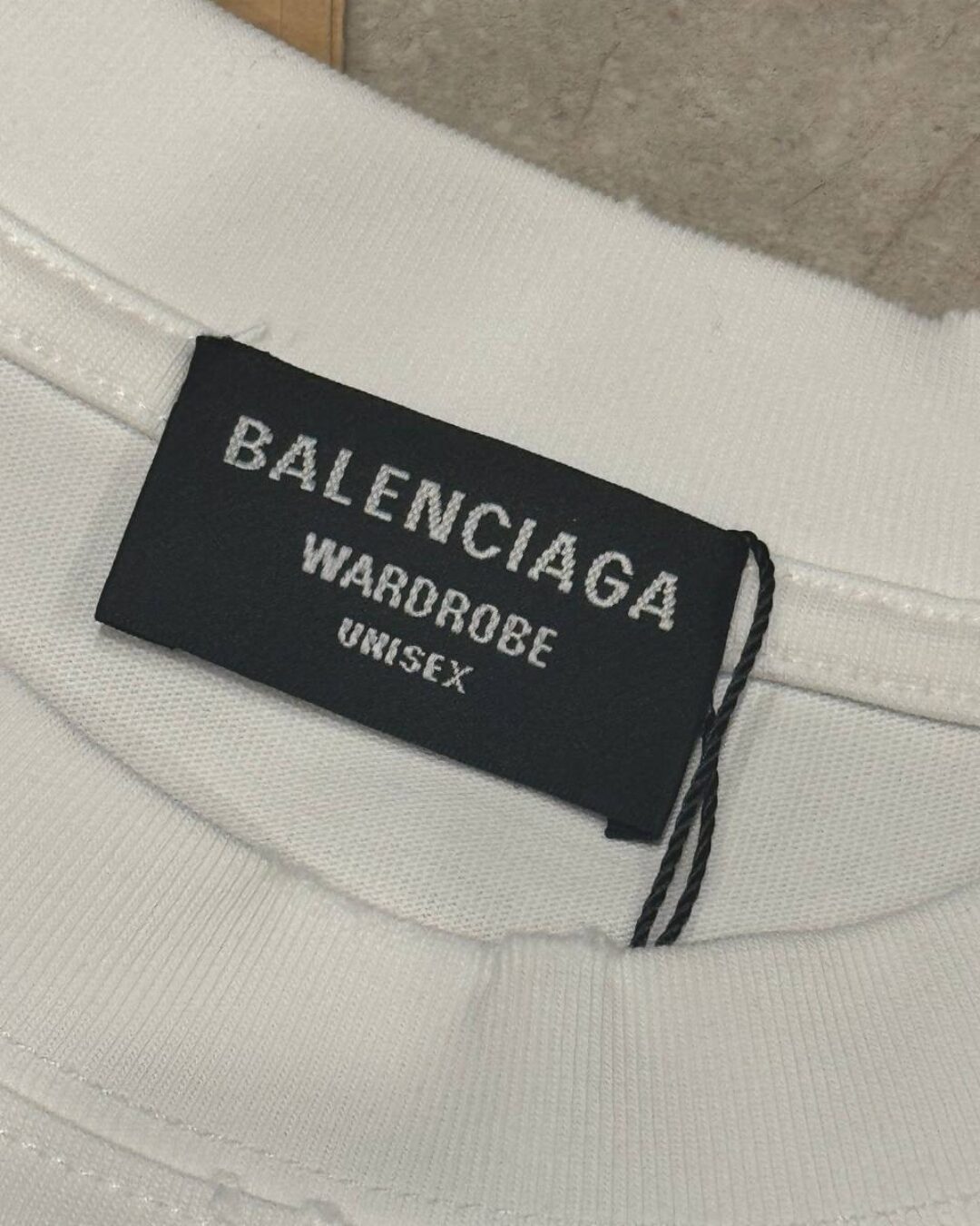 Футболка Balenciaga