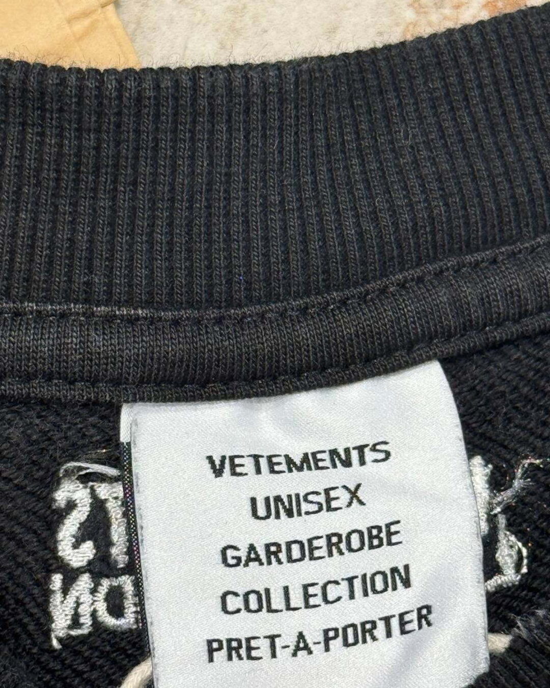 Кофта Vetements — фото 6
