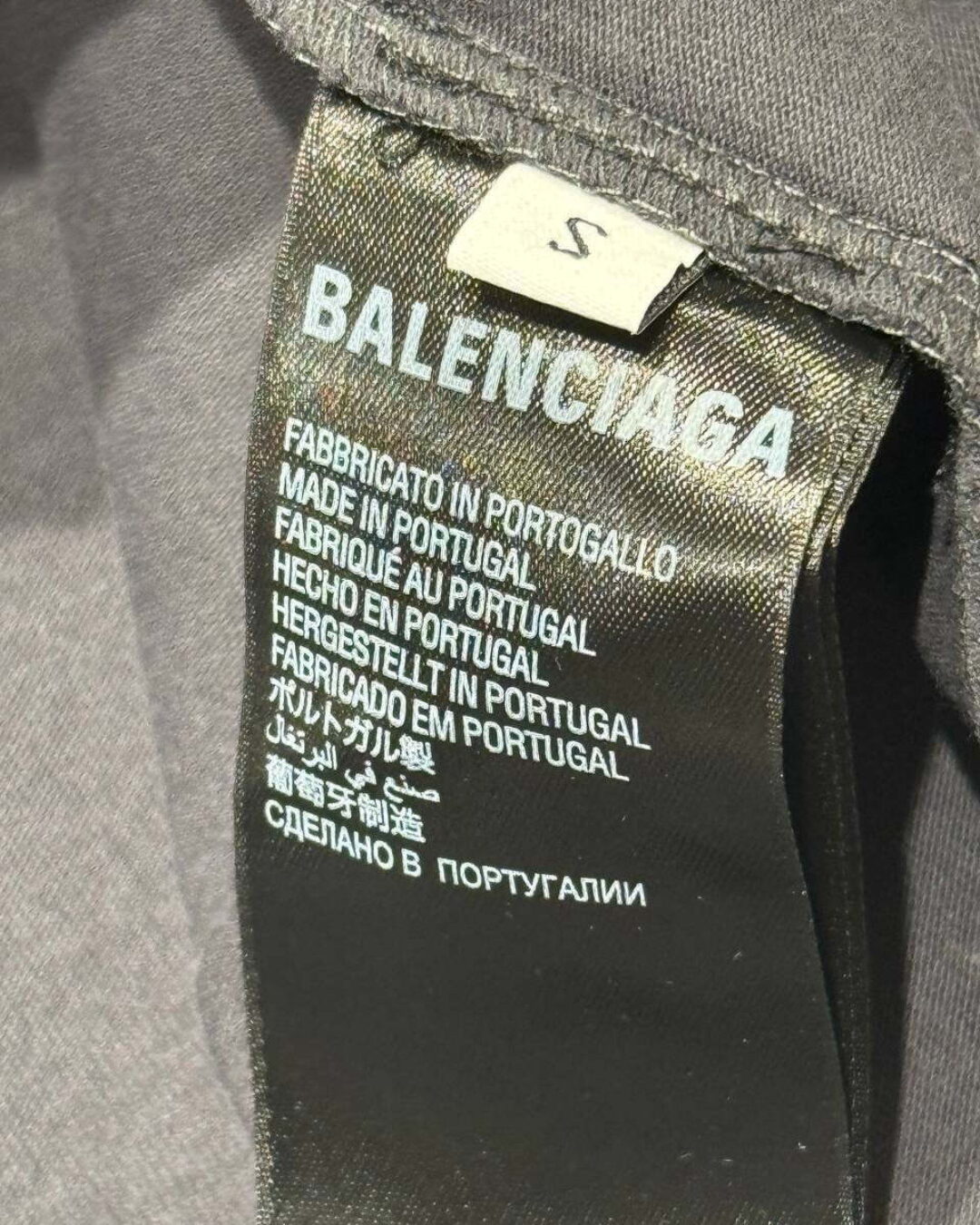 Футболка Balenciaga — фото 7