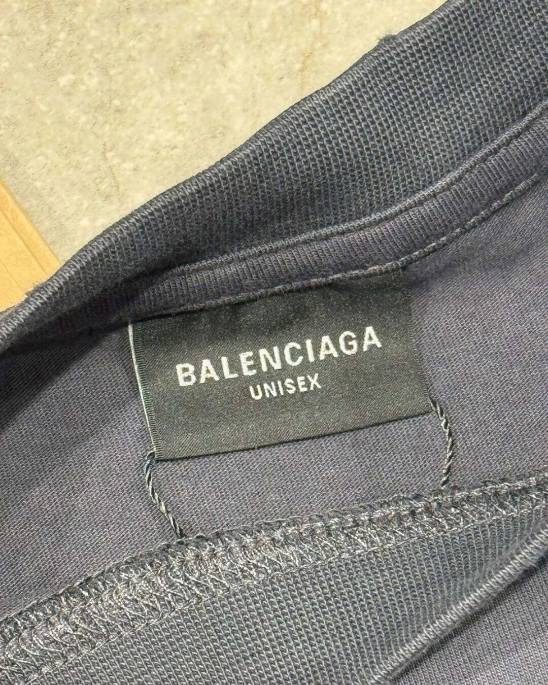 Футболка Balenciaga — фото 8
