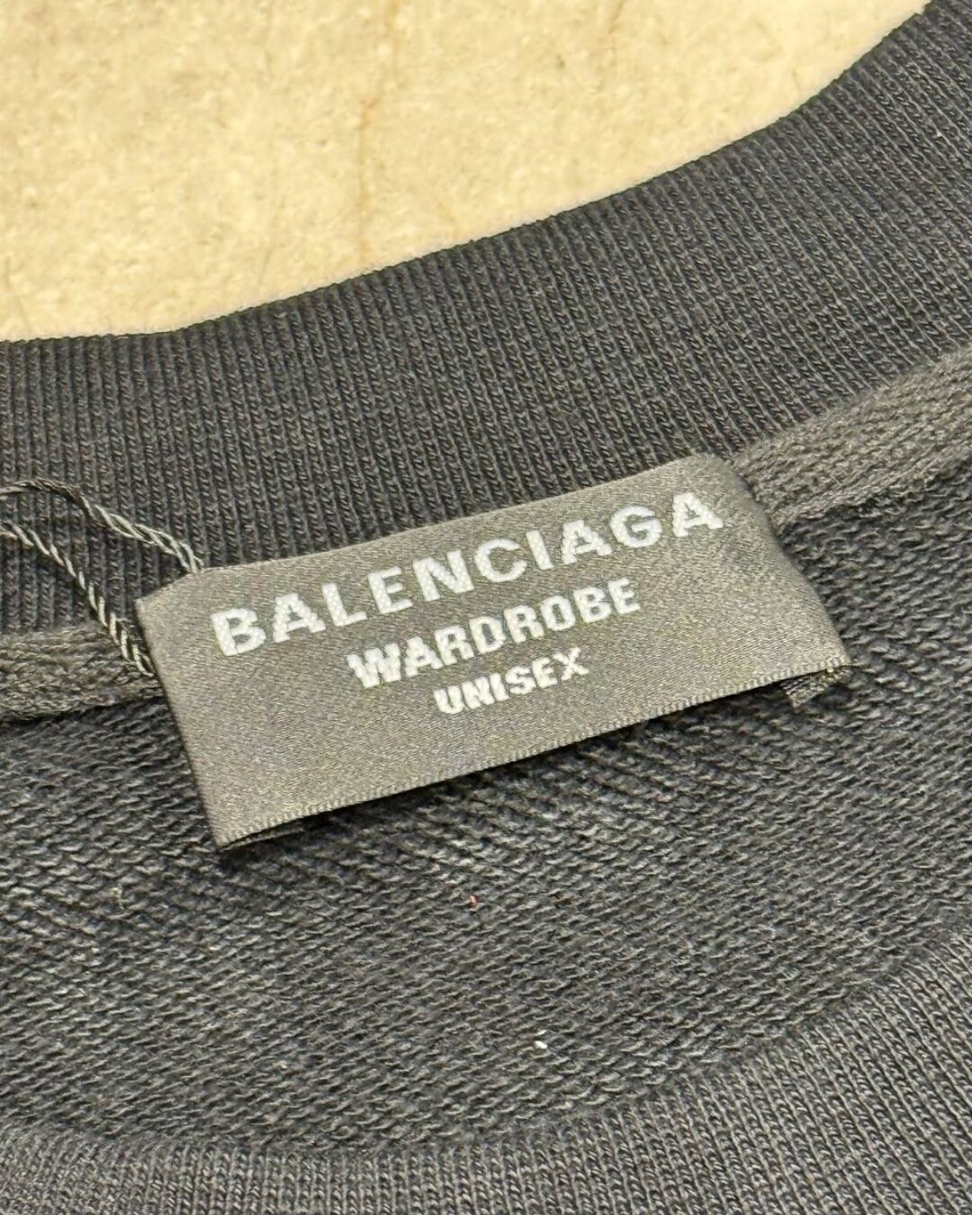 Кофта Balenciaga