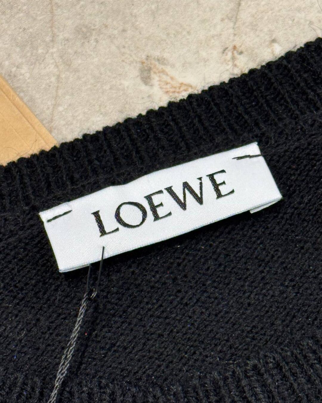 Свитер Loewe