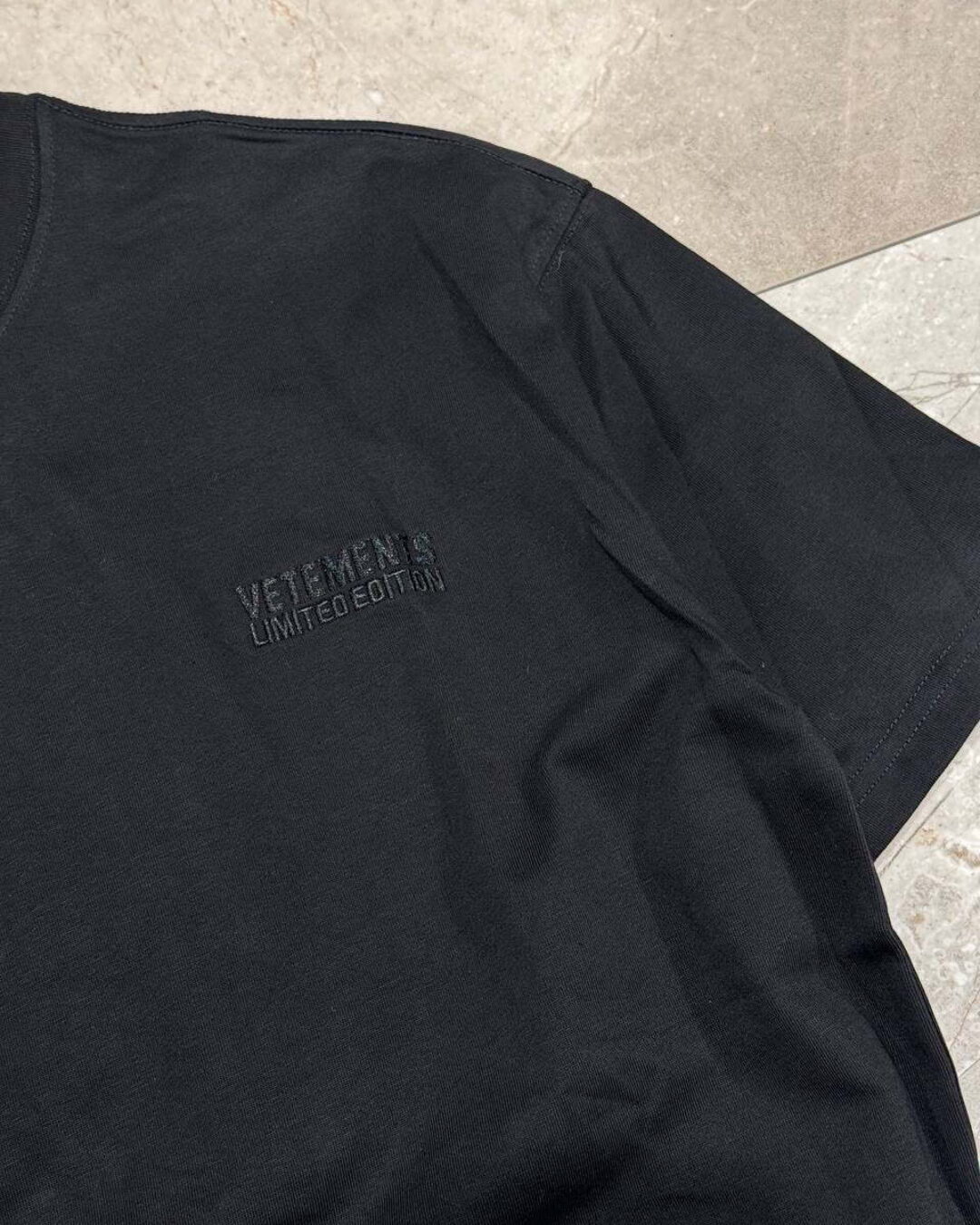 Футболка Vetements Logo — фото 4