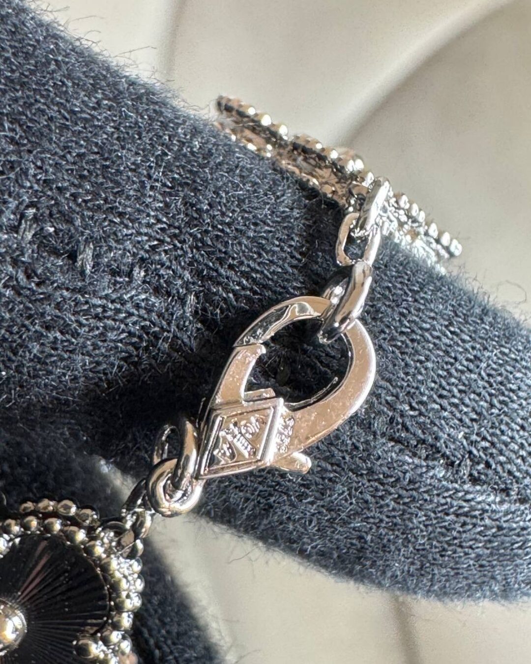 Браслет Van Cleef & Arpels Vintage Alhambra Silver/Reflective
