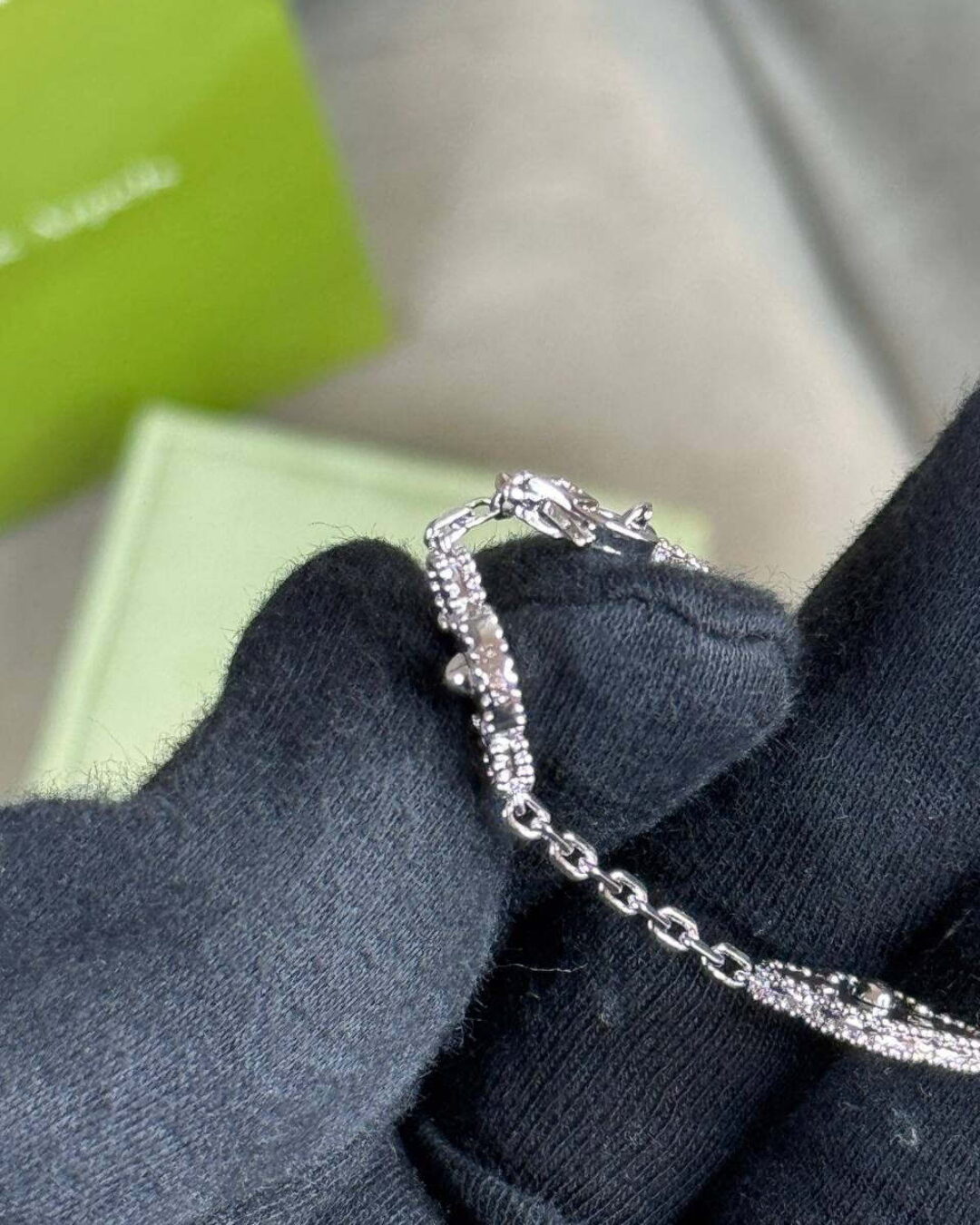 Браслет Van Cleef & Arpels Vintage Alhambra Silver/Reflective