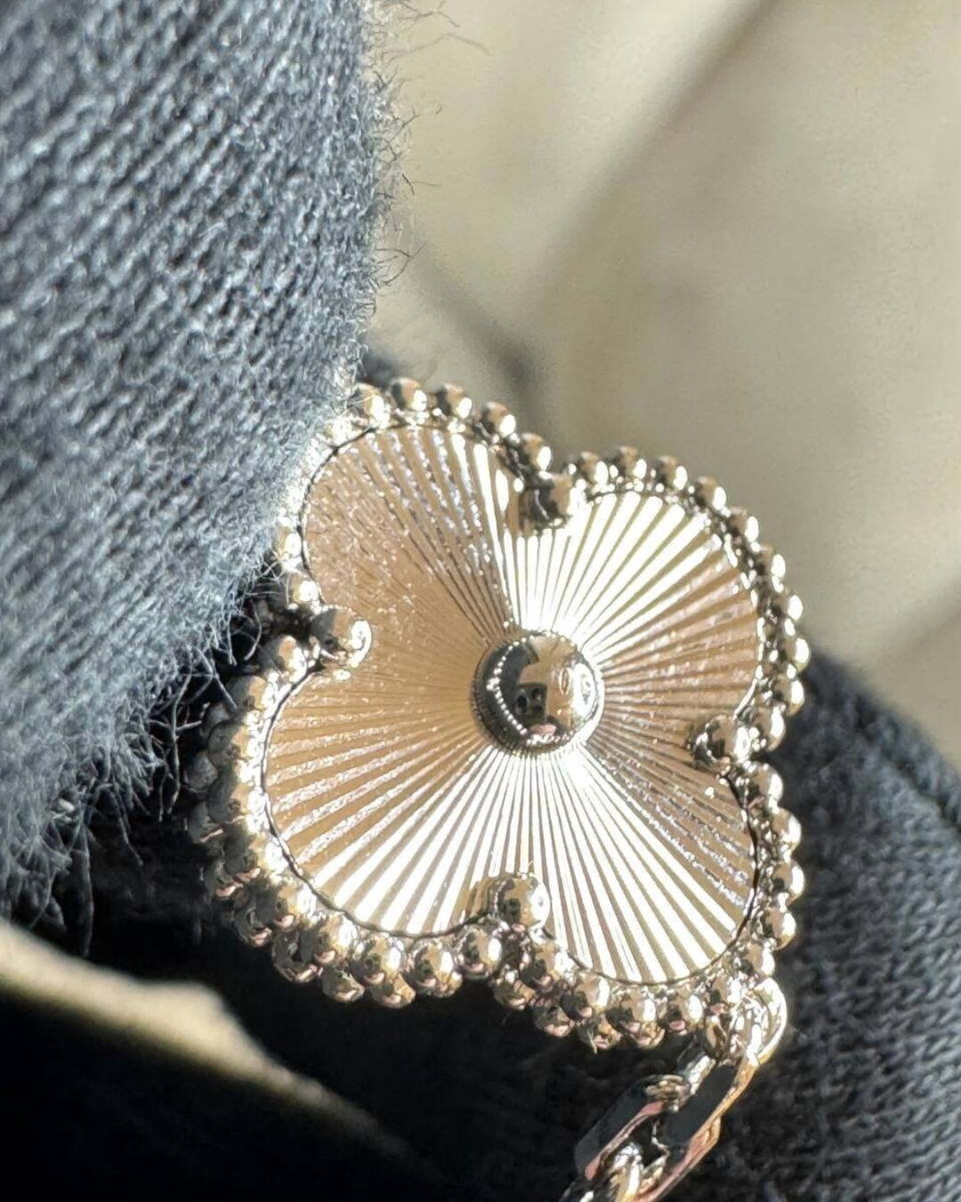 Браслет Van Cleef & Arpels Vintage Alhambra Silver/Reflective