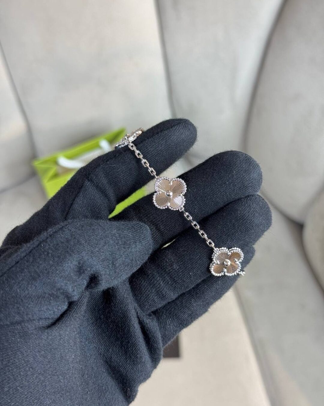 Браслет Van Cleef & Arpels Vintage Alhambra Silver/Reflective