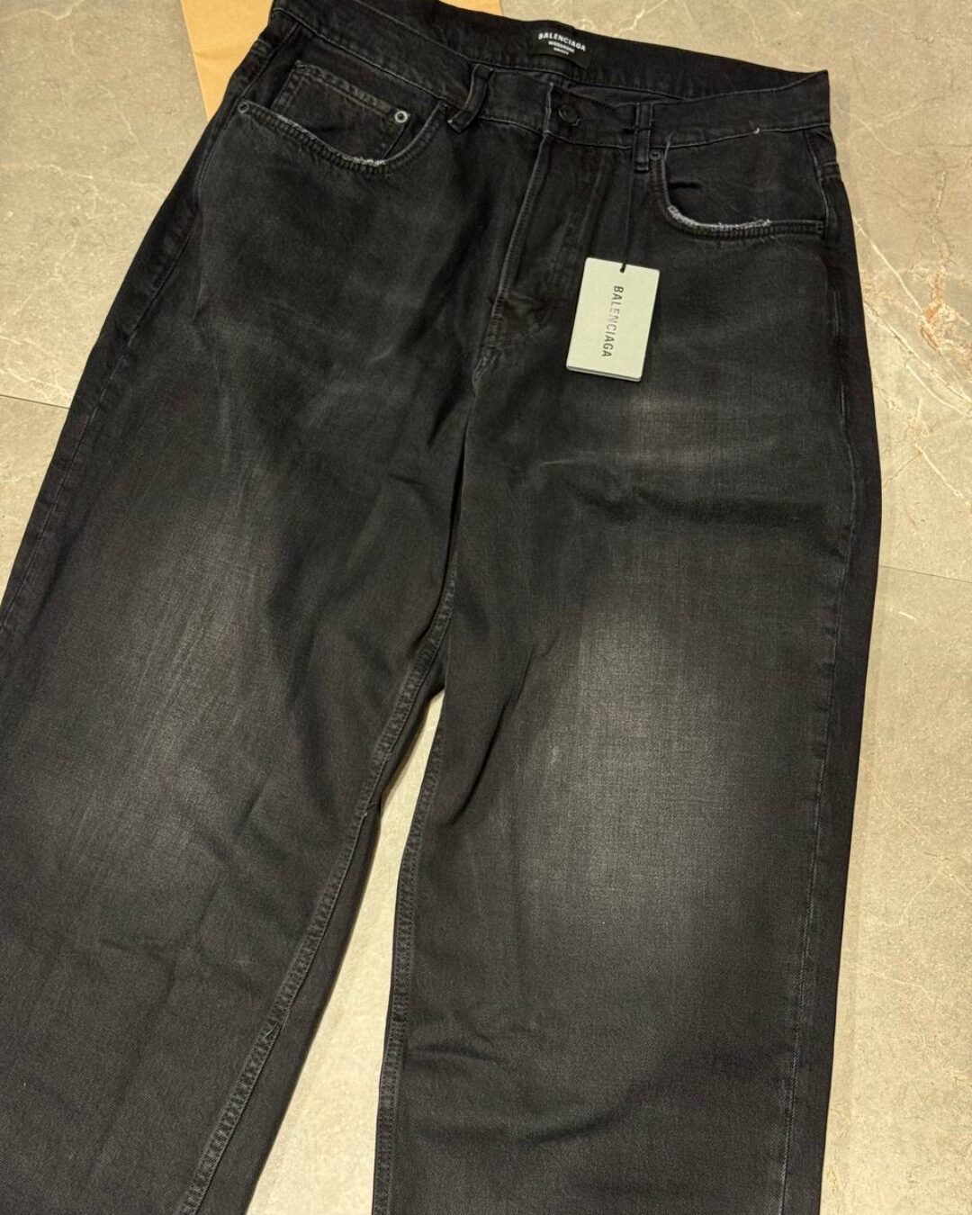 Джинсы Balenciaga