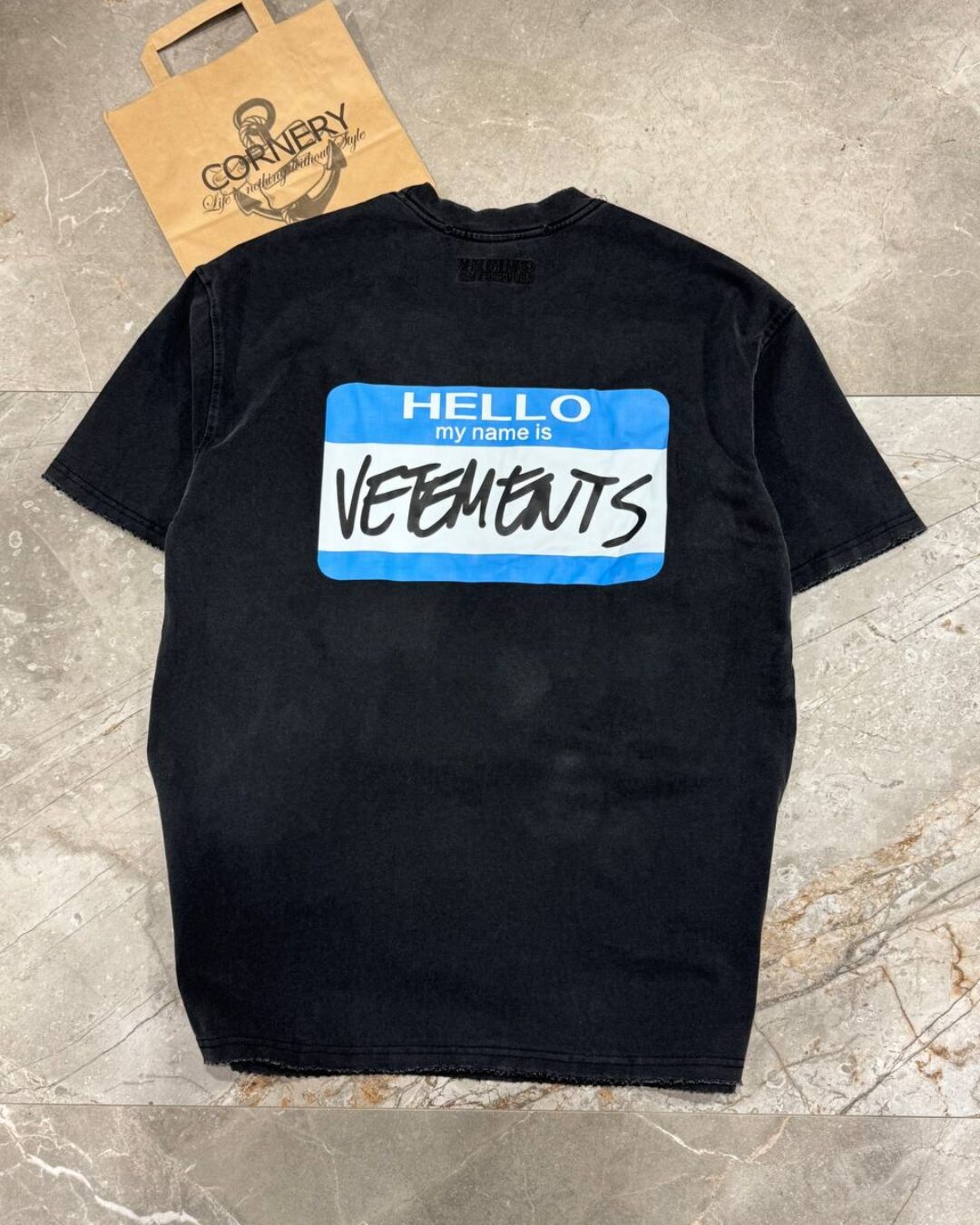 Футболка Vetements