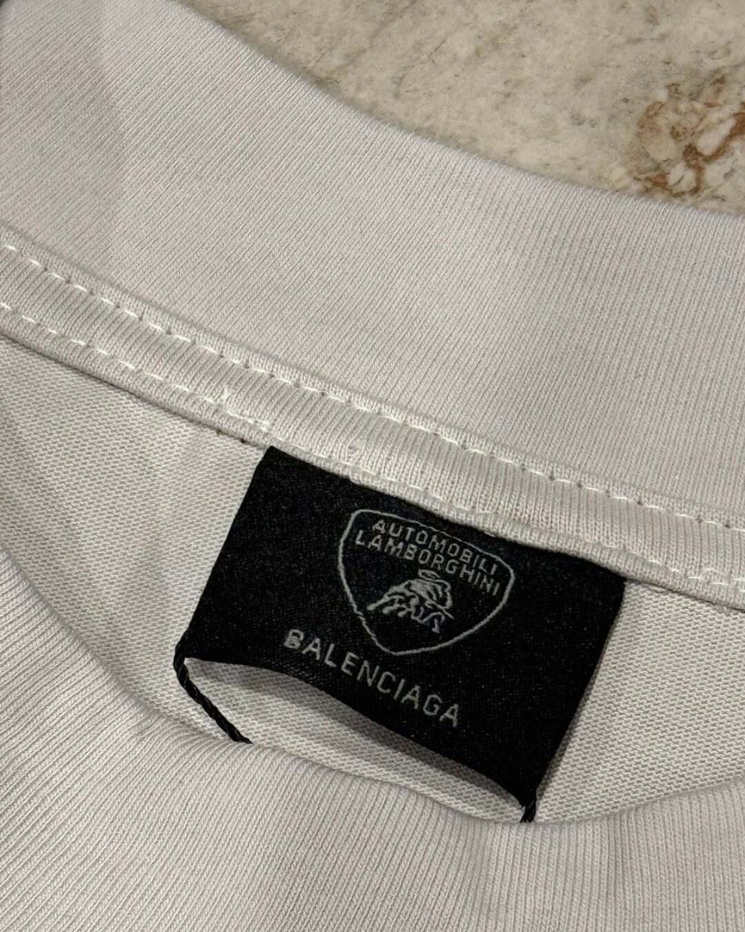 Футболка Balenciaga