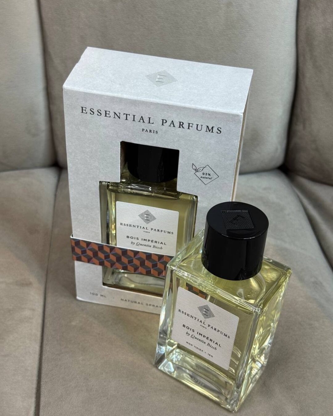 Парфюм Essential Parfums
